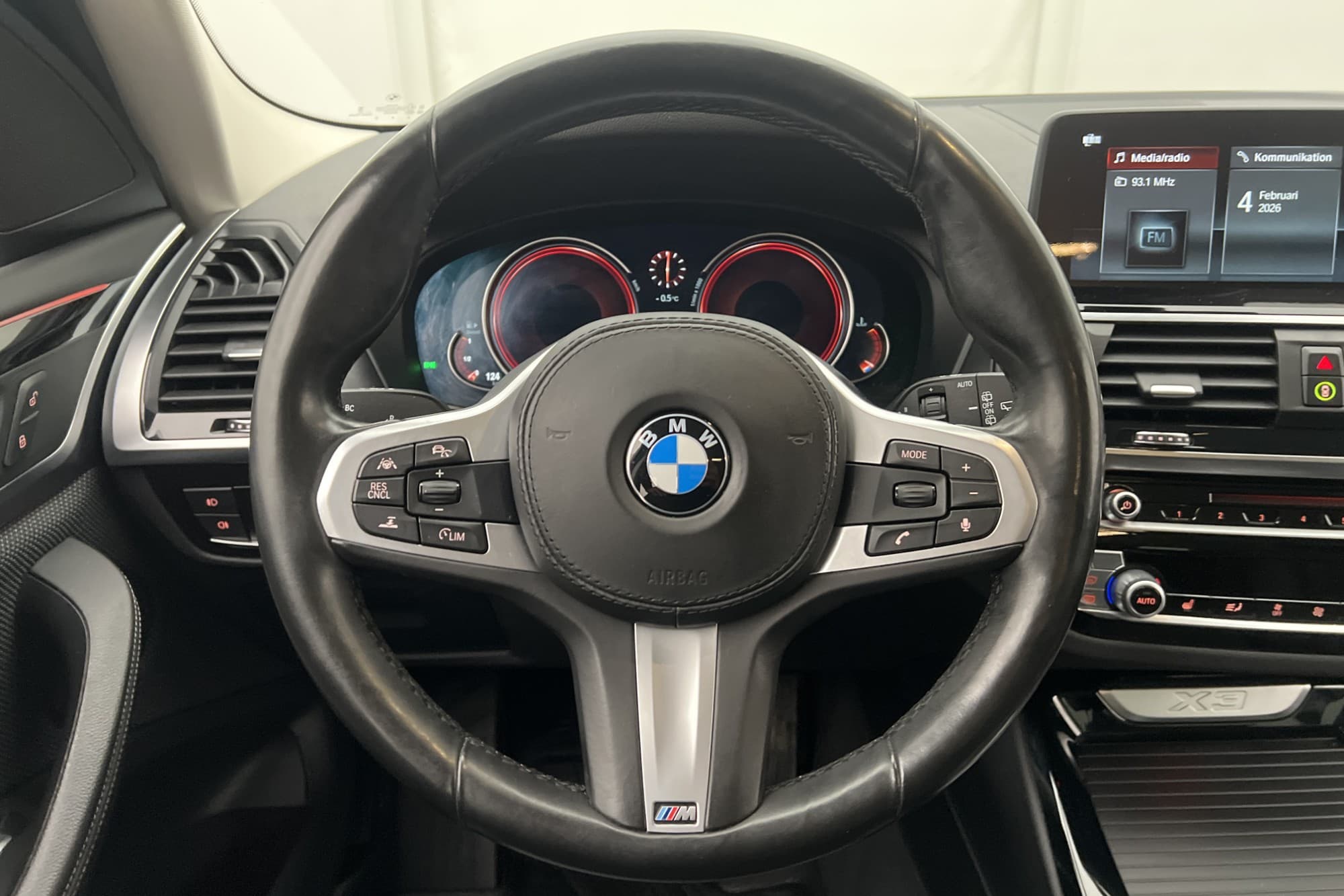 BMW X3 xDrive20d 190hk X-Line Kamera HiFi HUD Navi Ambient