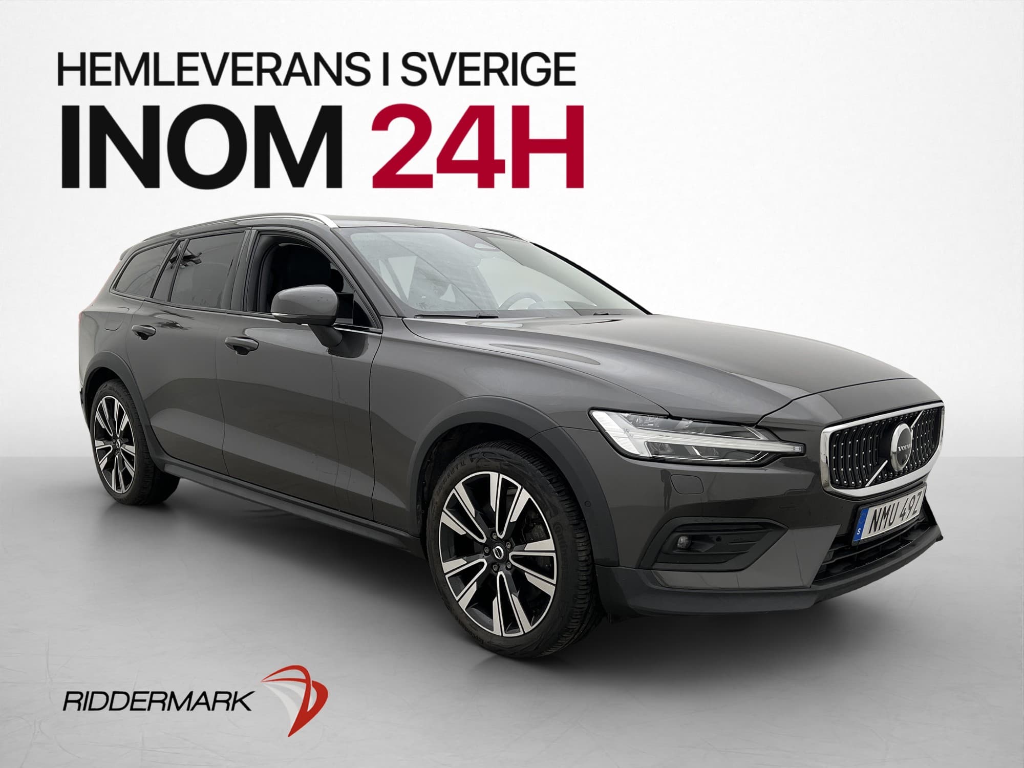 Volvo V60 Cross Country B5 AWD Plus P-Värm 360° Skinn Drag