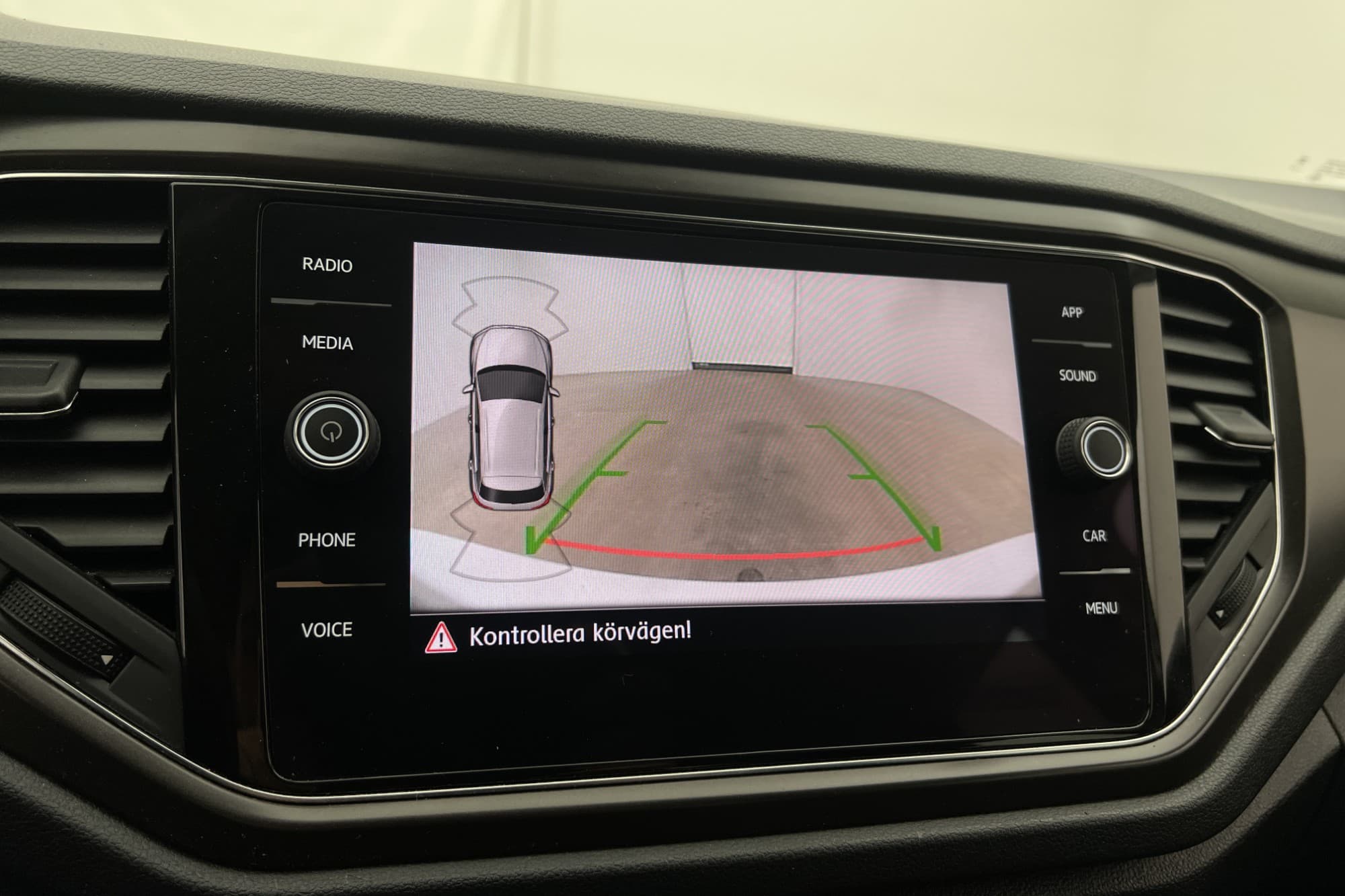 Volkswagen T-Roc 2.0 TDI 4M 150hk Plus P-värmare Kamera Drag