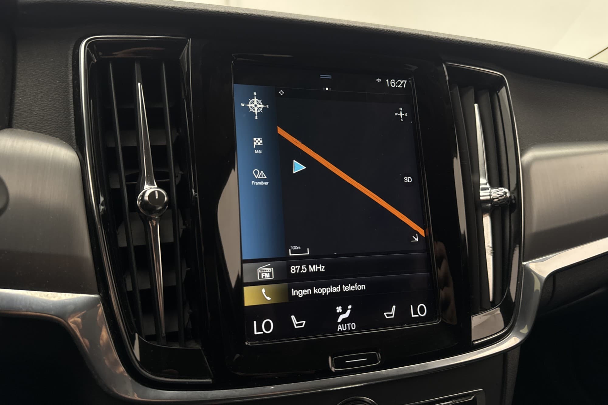 Volvo V90 D4 AWD Advanced Värmare Navi Rattvärme Sensorer