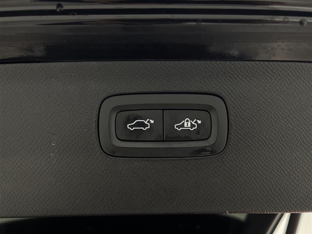 Volvo XC90 D5 AWD 225hk Inscription D-Värm Drag Backkamera