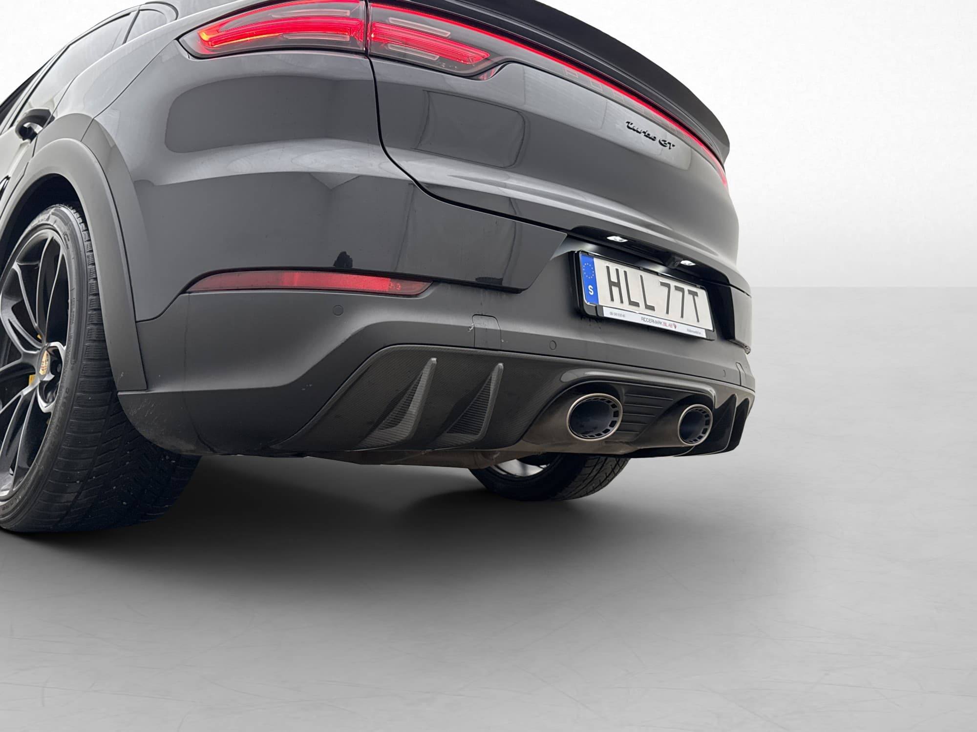 Porsche Cayenne Turbo GT Coupe 640hk Burmester Svensksåld