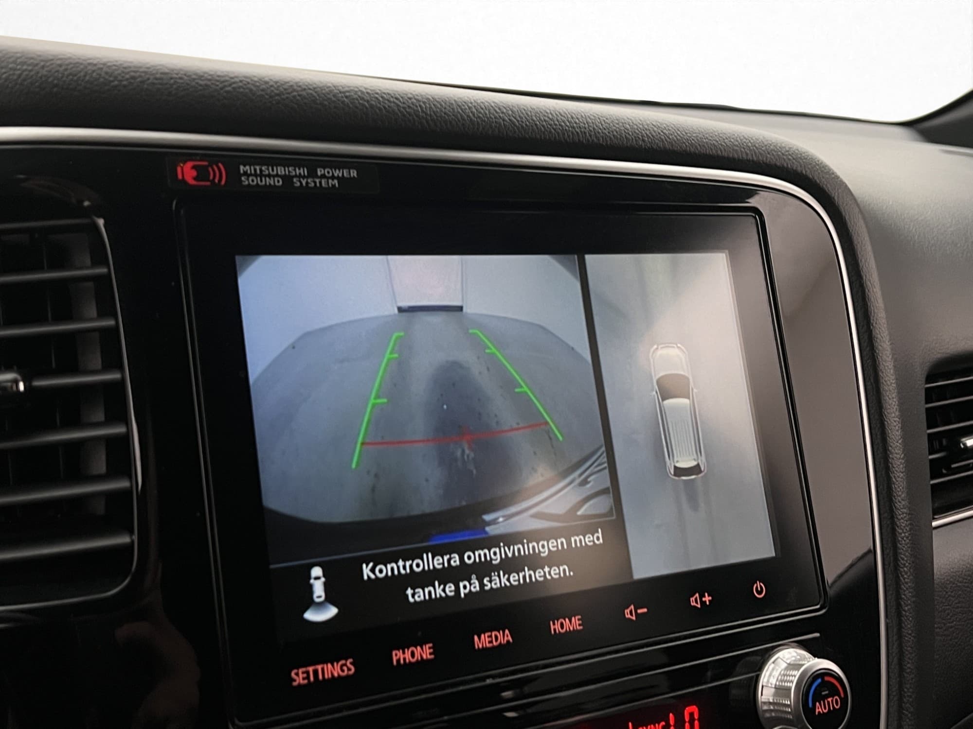 Mitsubishi Outlander PHEV 4WD Business X 360° Skinn MOMS