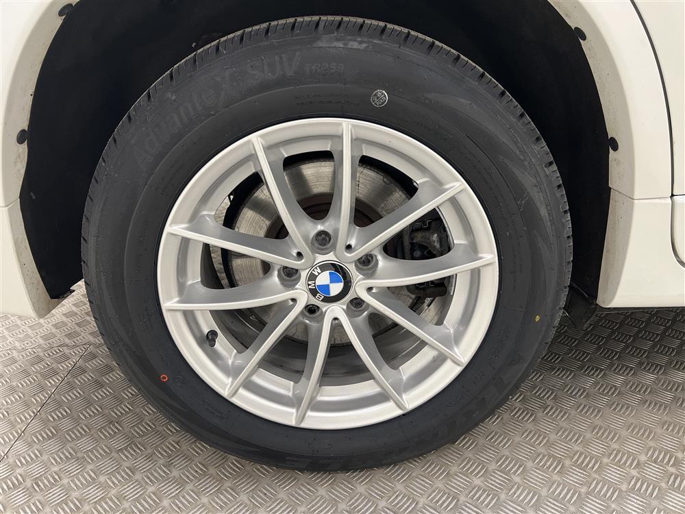 BMW X3 xDrive20d 184hk M Sport Svart Innertak 0,56L/milinteriör