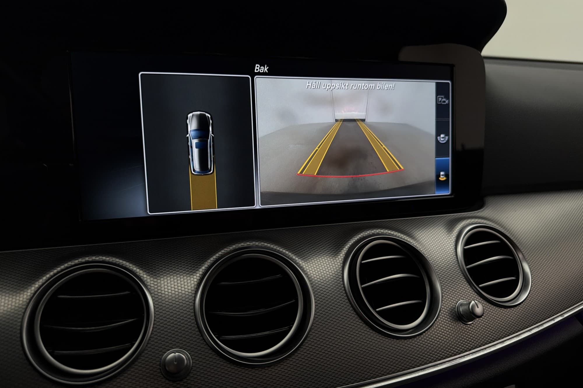 Mercedes-Benz E 220 T d 4M Avantgarde Värmare kamera Navi