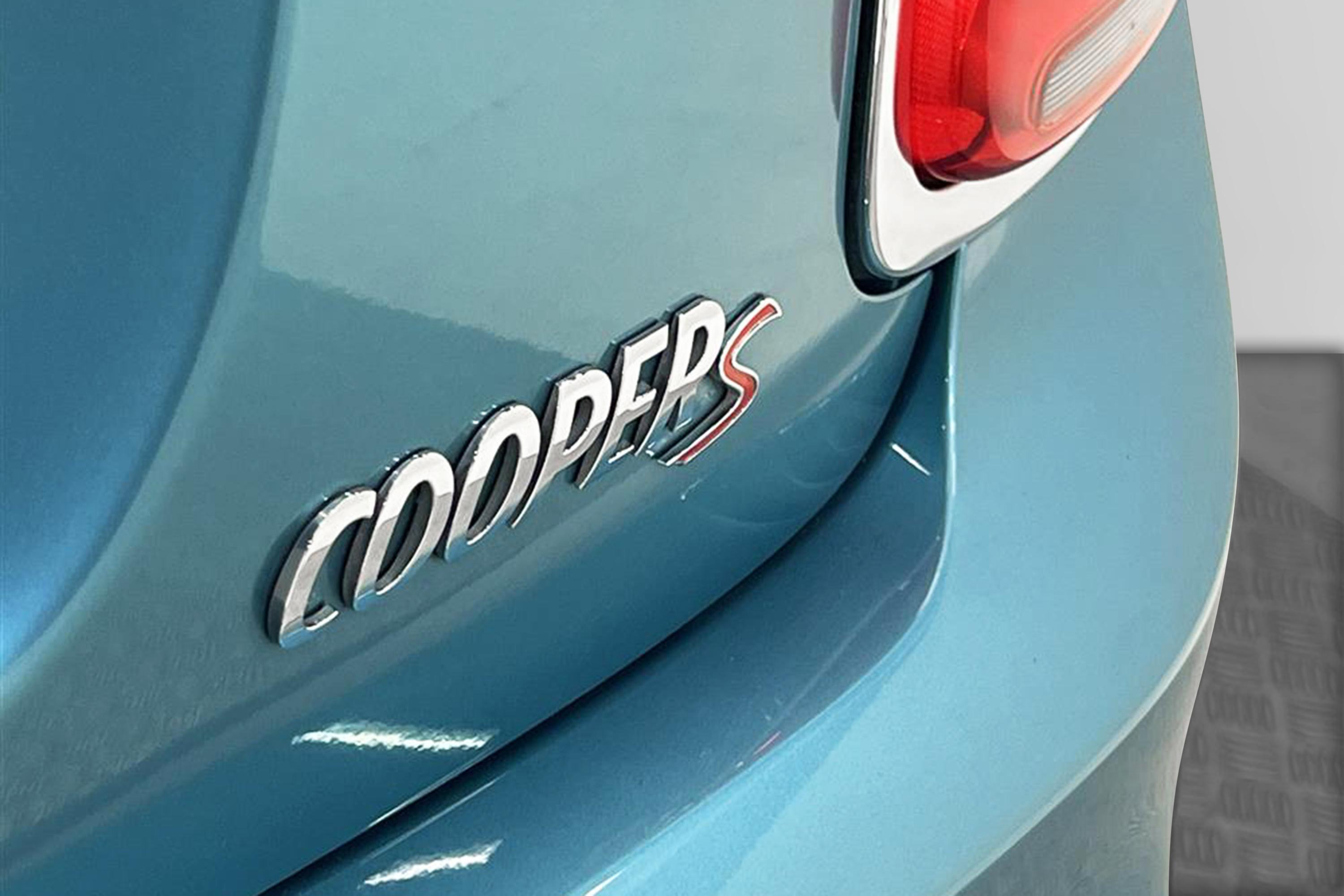 MINI Cooper S Cab 192hk Automat Chili P-sensor 0,6l/milinteriör