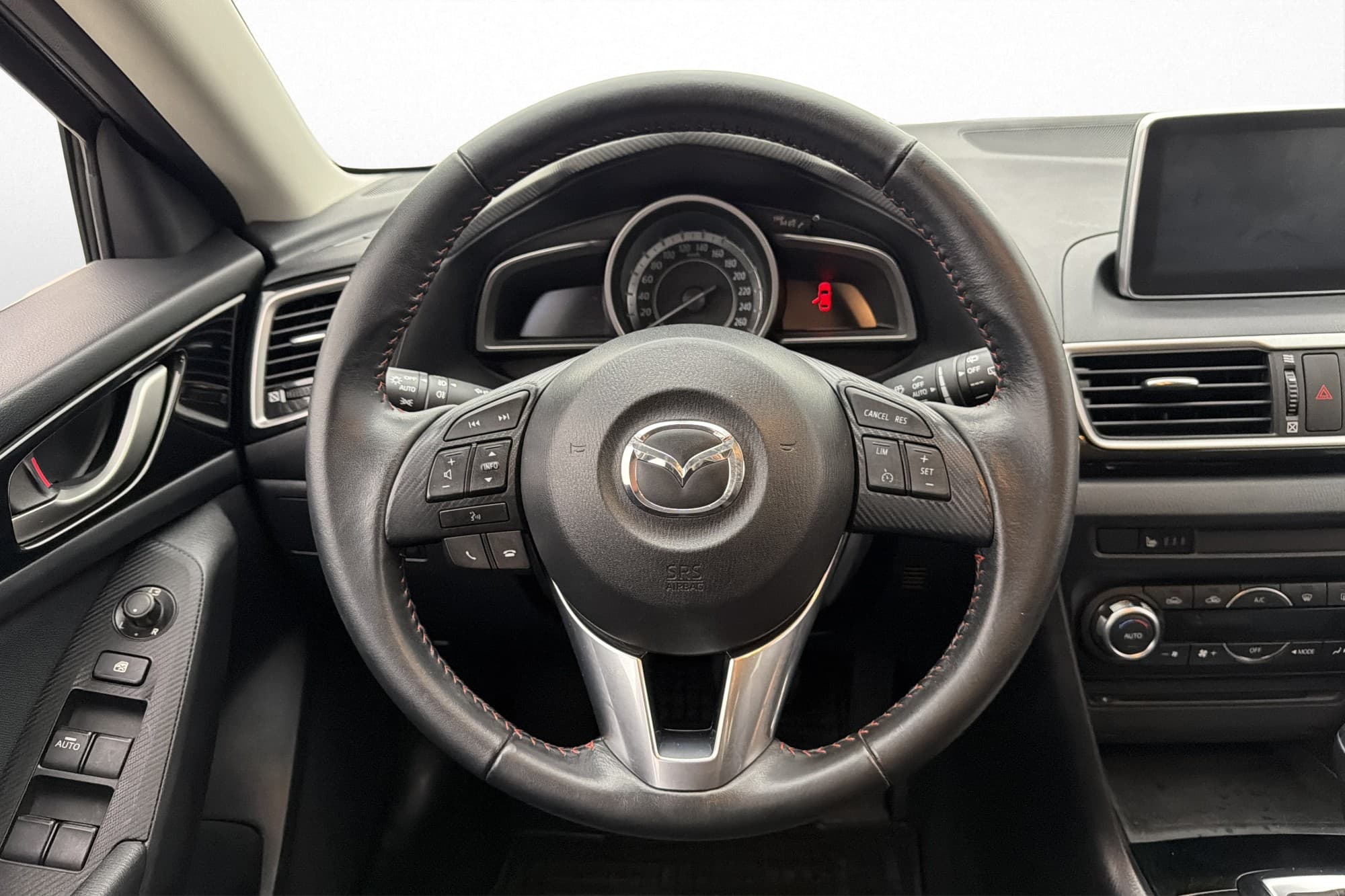 Mazda 3 Sport 2.0 SKYACTIV-G Värmare 2-Zons Sensorer Keyless