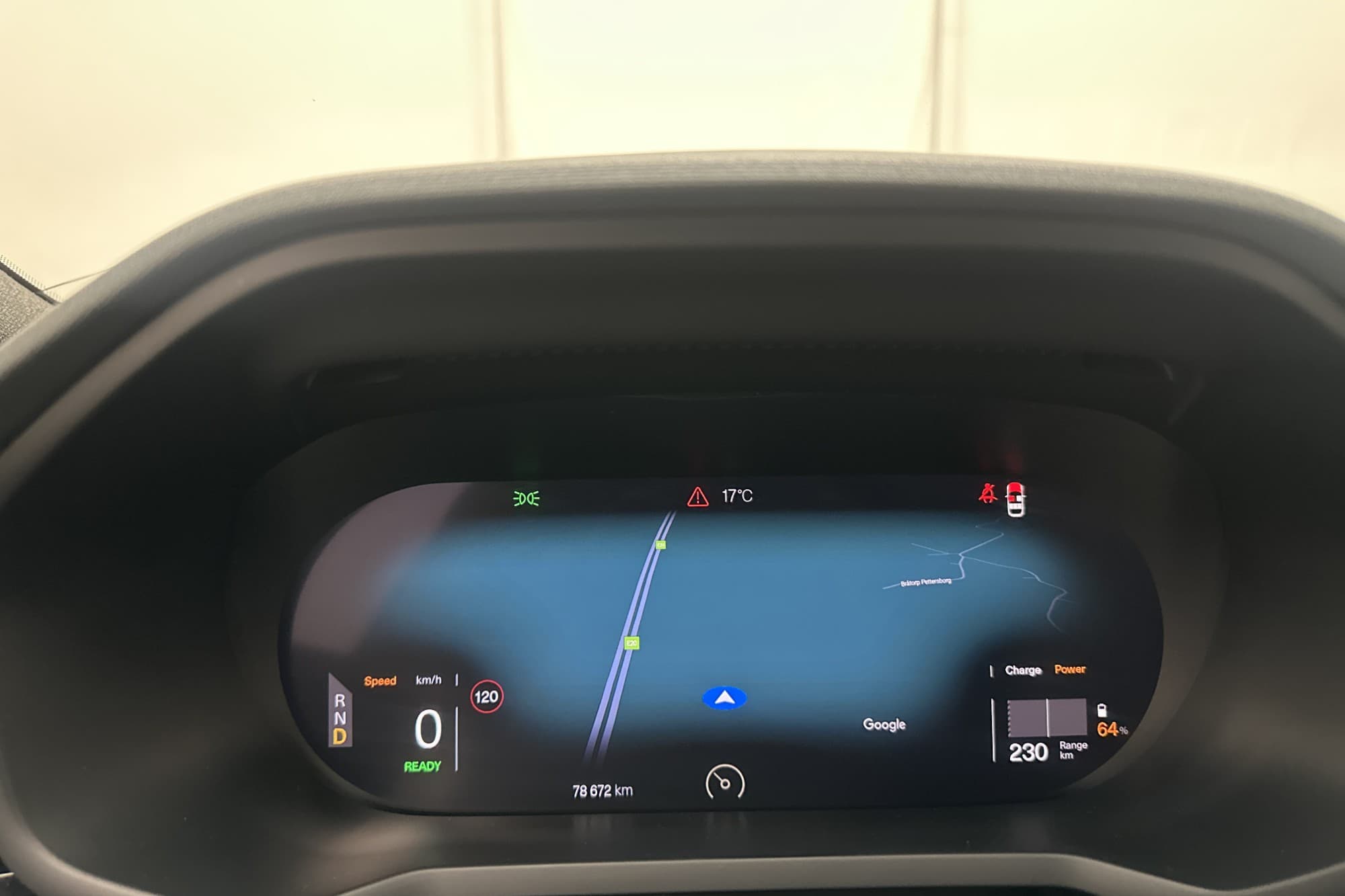 Polestar 2 Long Range Dual Motor Plus Pilot Värm Pano Drag