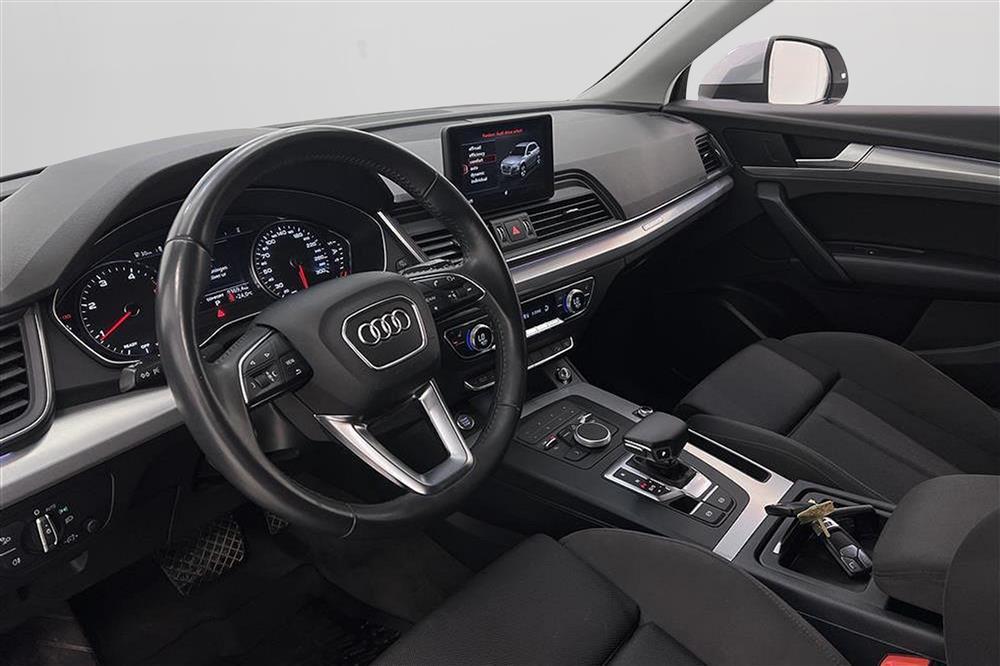 Audi Q5 2.0 TDI Quattro 190hk Proline D-värm Drag 0,49l/mil interiör