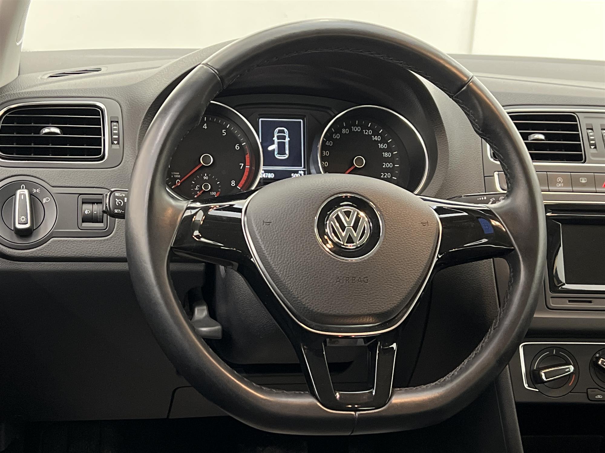 Volkswagen Polo 90hk Automat Farthållare 2478 Mil 2-Burkare