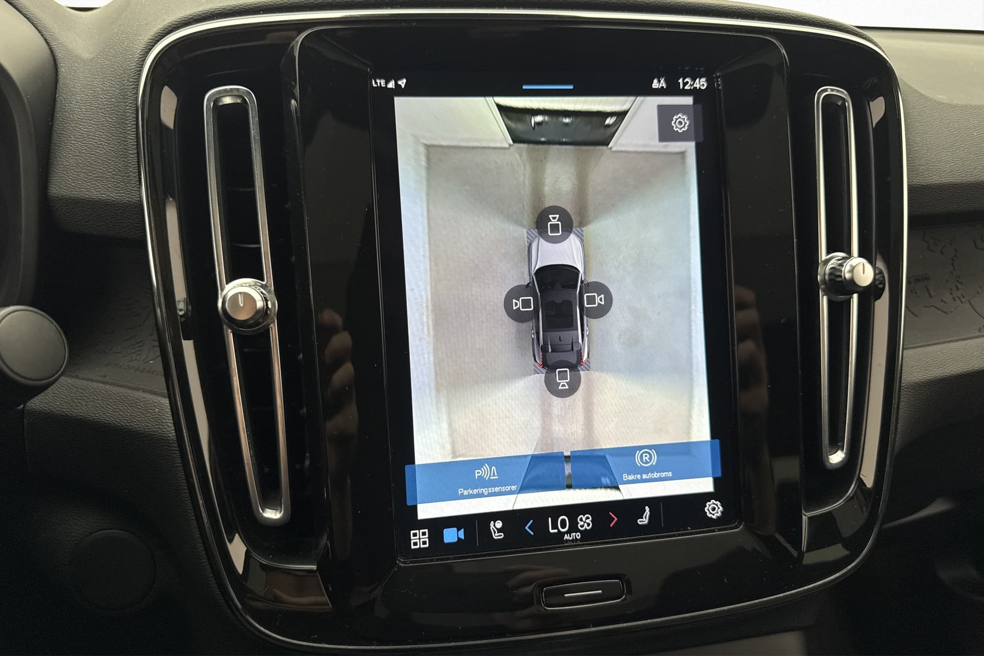 Volvo C40 Recharge Twin Motor Ultimate Pano H/K 360° Moms