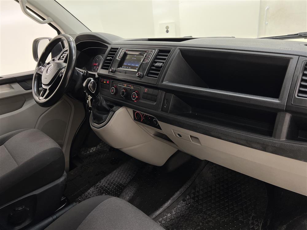 Volkswagen Transporter 2.0TDI Aut 4MOTION L2  Värmare Moms interiör