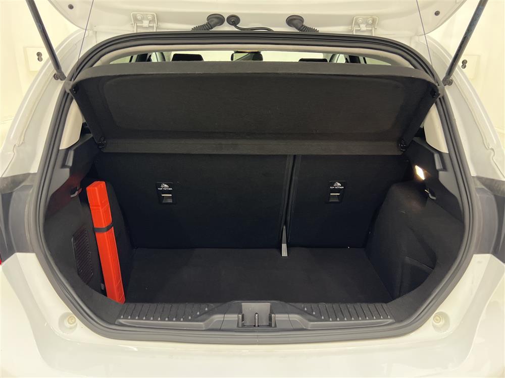 Ford Fiesta 1.0T EcoBoost 100hk Sensorer Carplay 0,52l/milinteriör