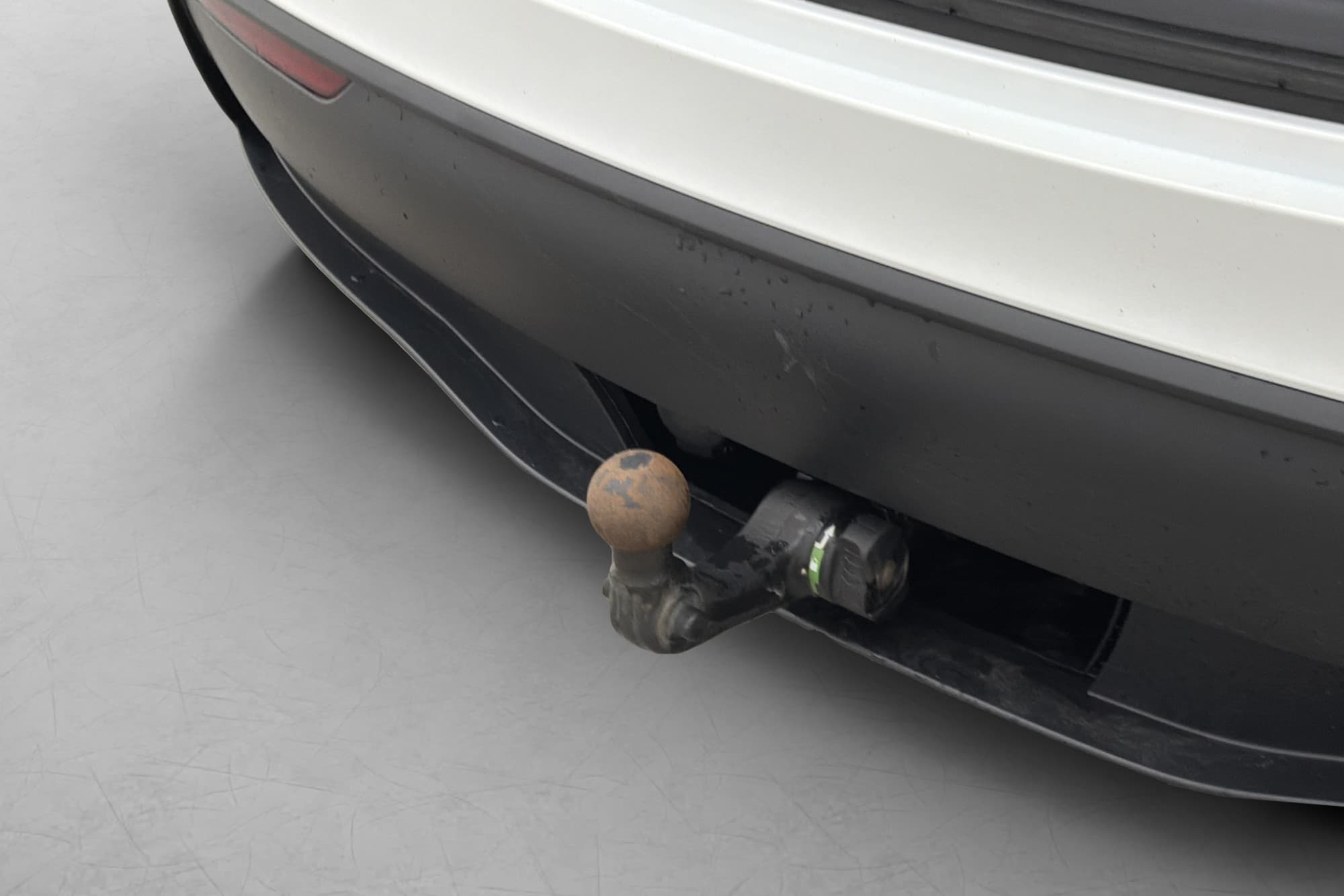 Tesla Model Y Performance AWD Drag Autopilot MOMS