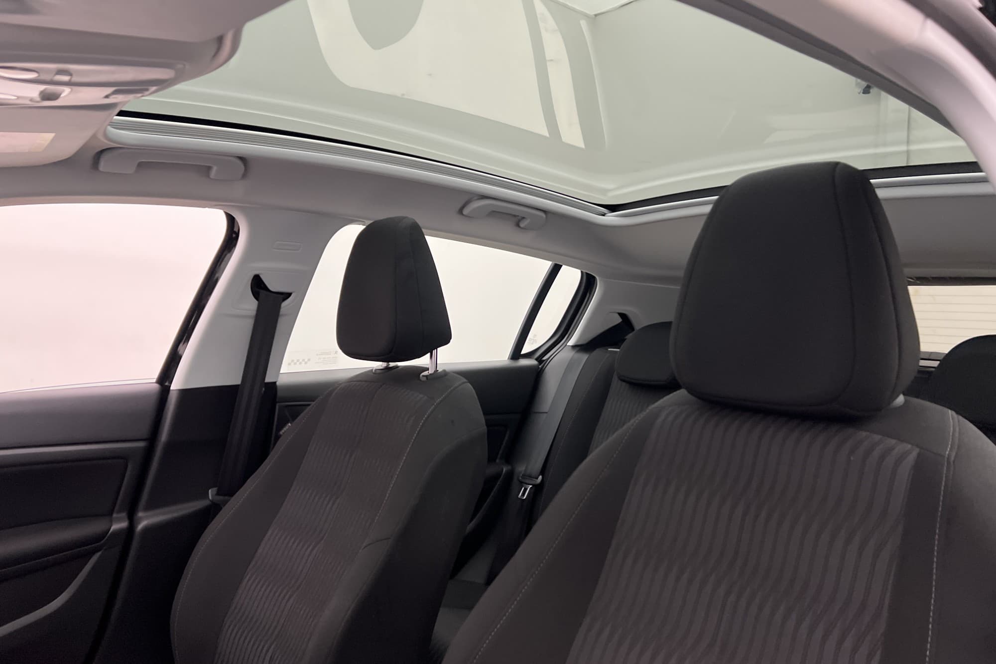 Peugeot 308 1.6 THP 125hk Active Panorama Navi P-Sensorer