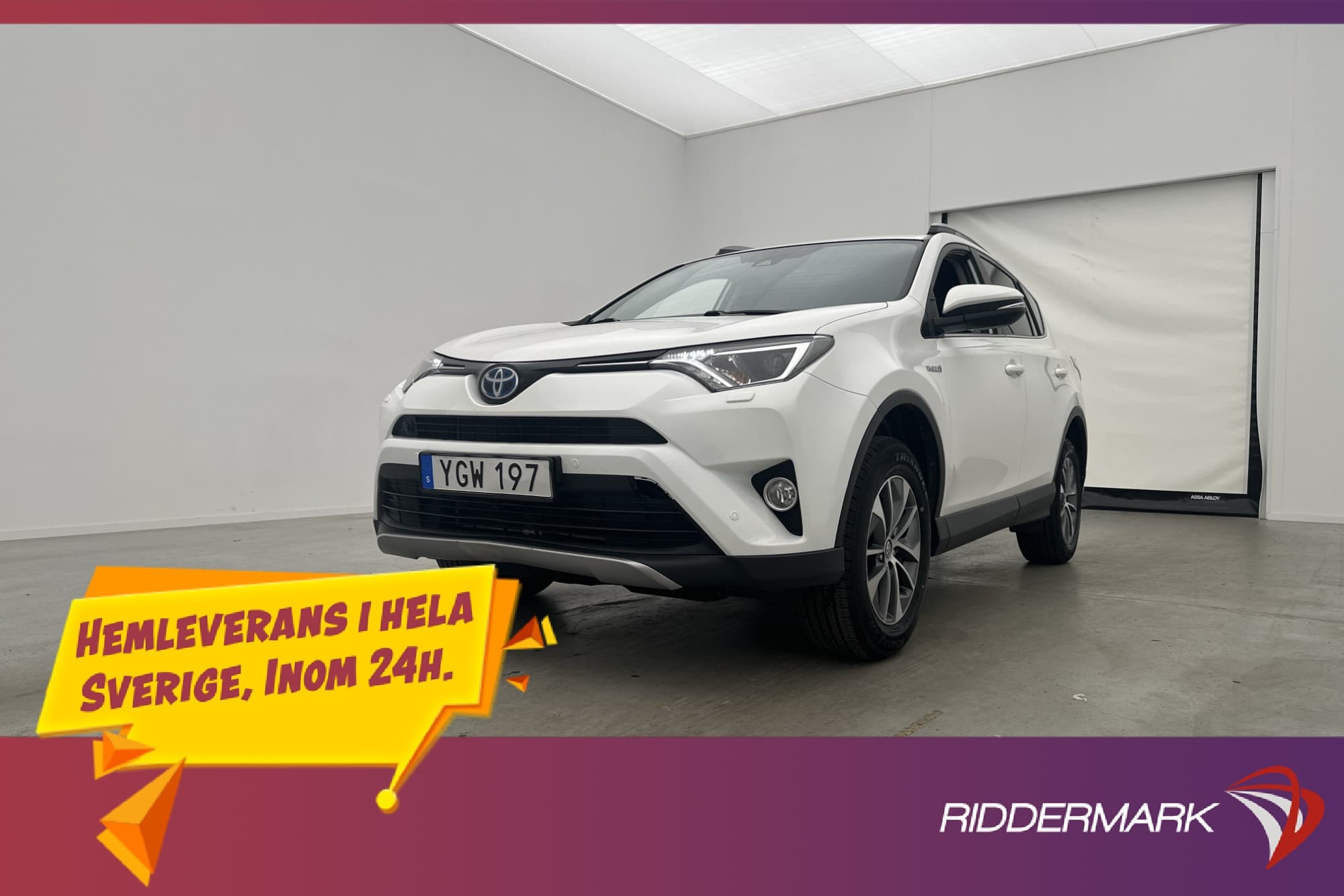 Toyota RAV4 Hybrid AWD 197hk Active M-Värmare Kamera