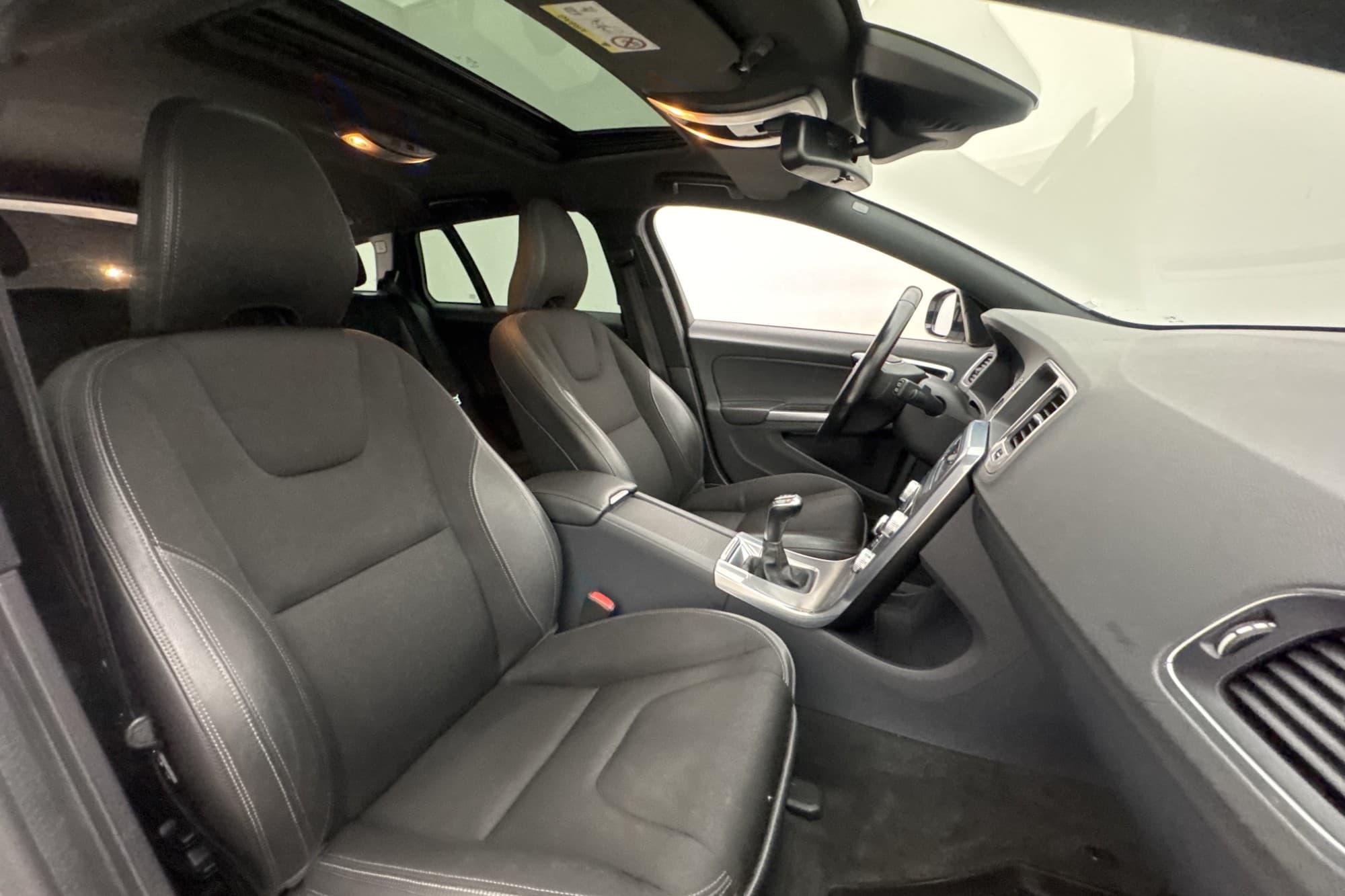 Volvo V60 Cross Country D4 Taklucka Värmare Drag Kamrem-Bytt