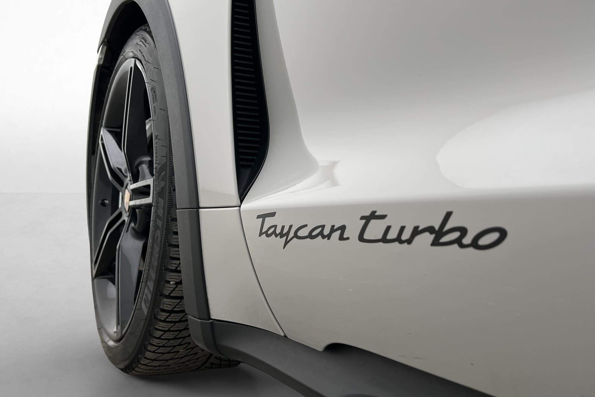 Porsche Taycan Turbo Cross Turismo Chrono Pano HUD BOSE MOMS