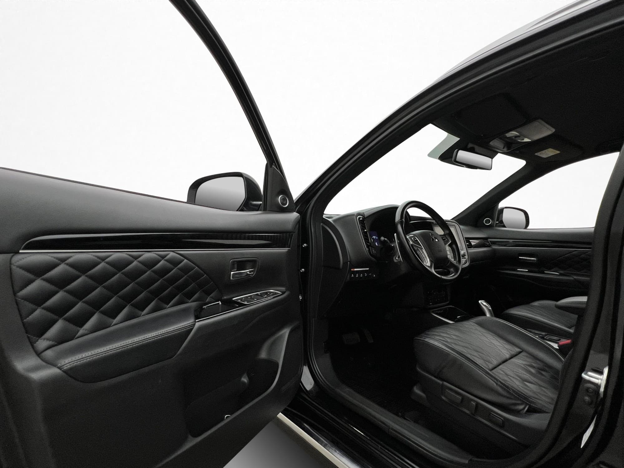 Mitsubishi Outlander PHEV 4WD Business X 360° Skinn MOMS