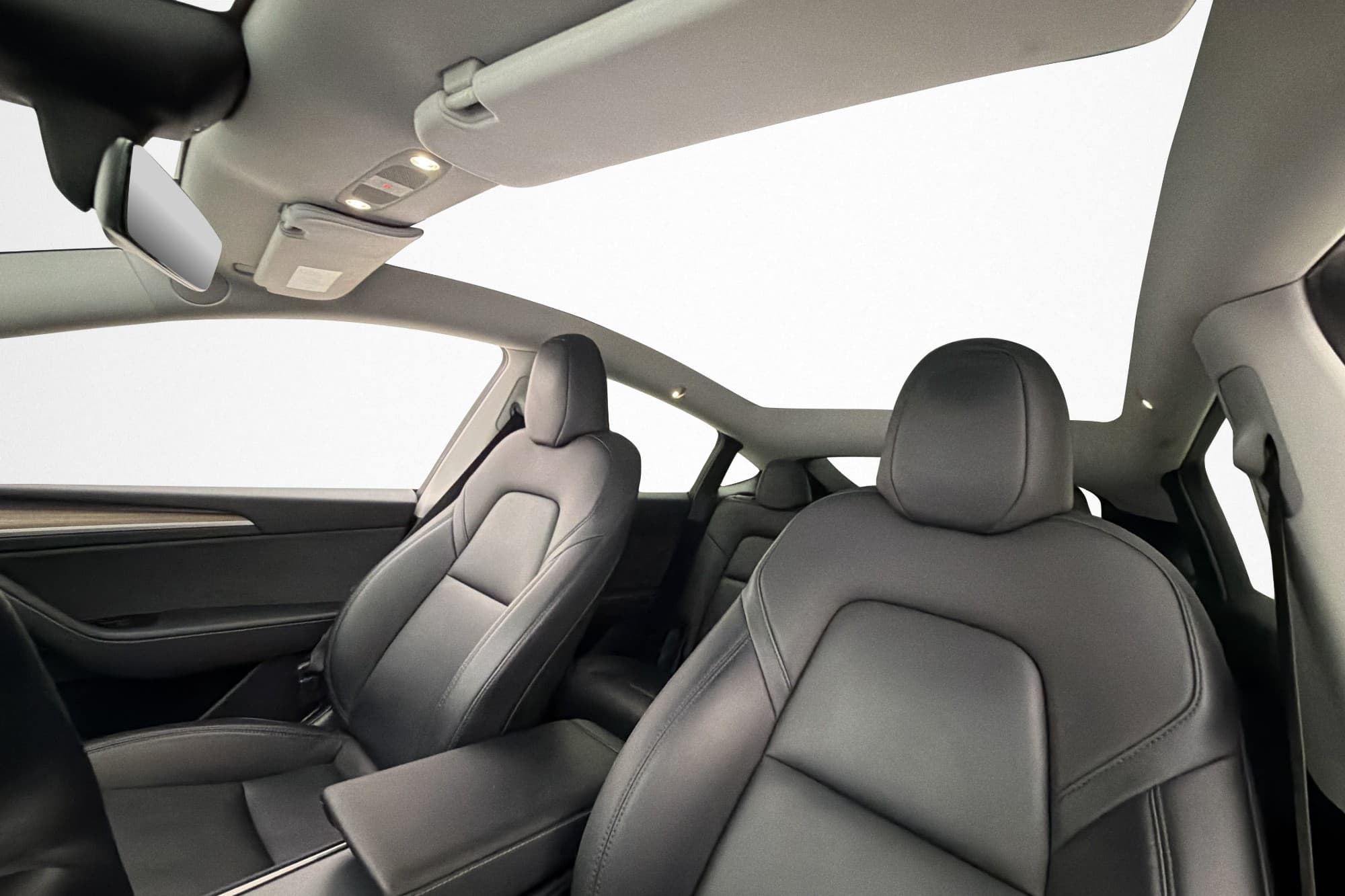 Tesla Model Y Performance AWD Drag Autopilot MOMS