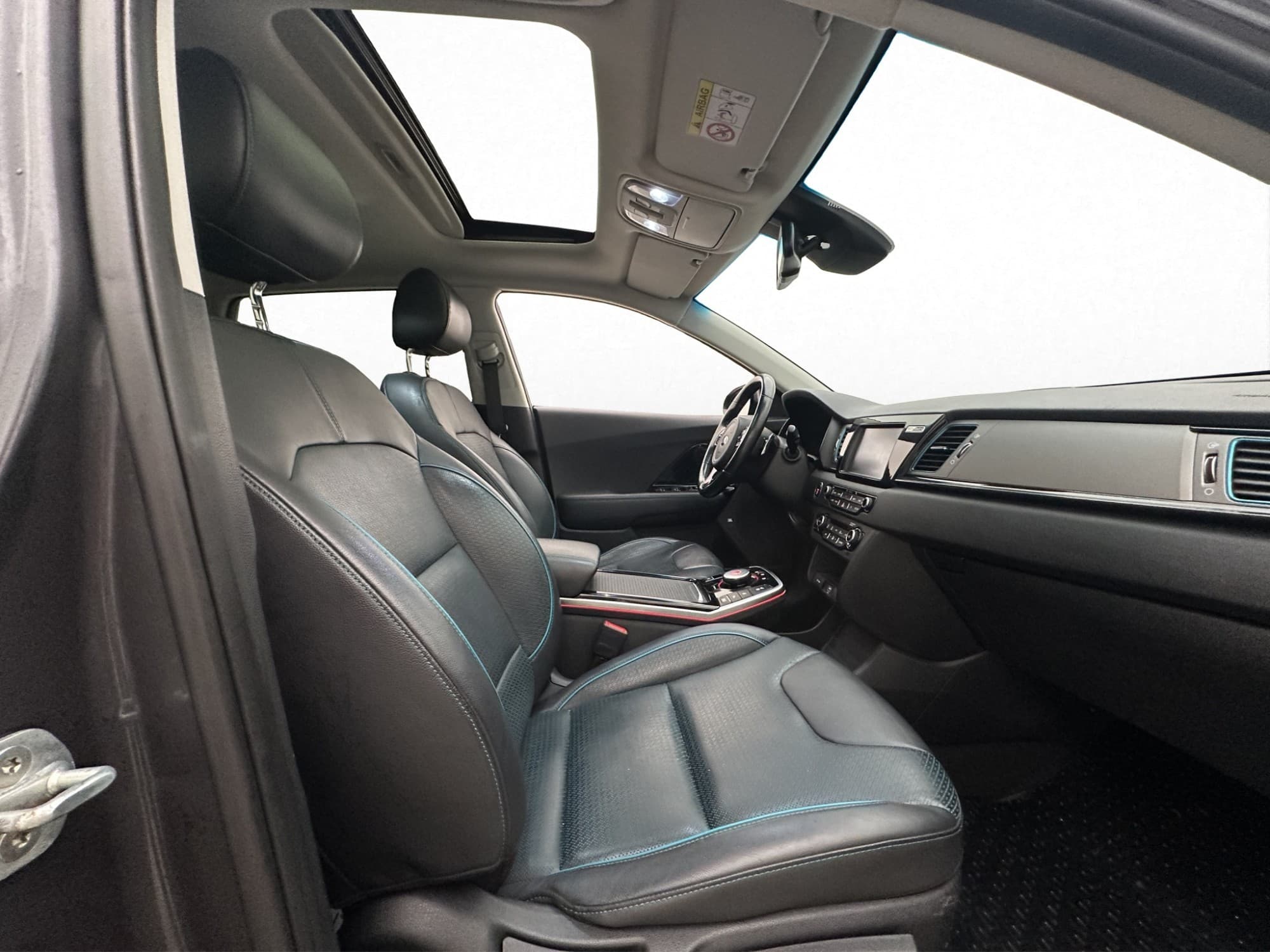 Kia E-Niro 64 kWh Advance Plus Tech Taklucka JBL Kamera