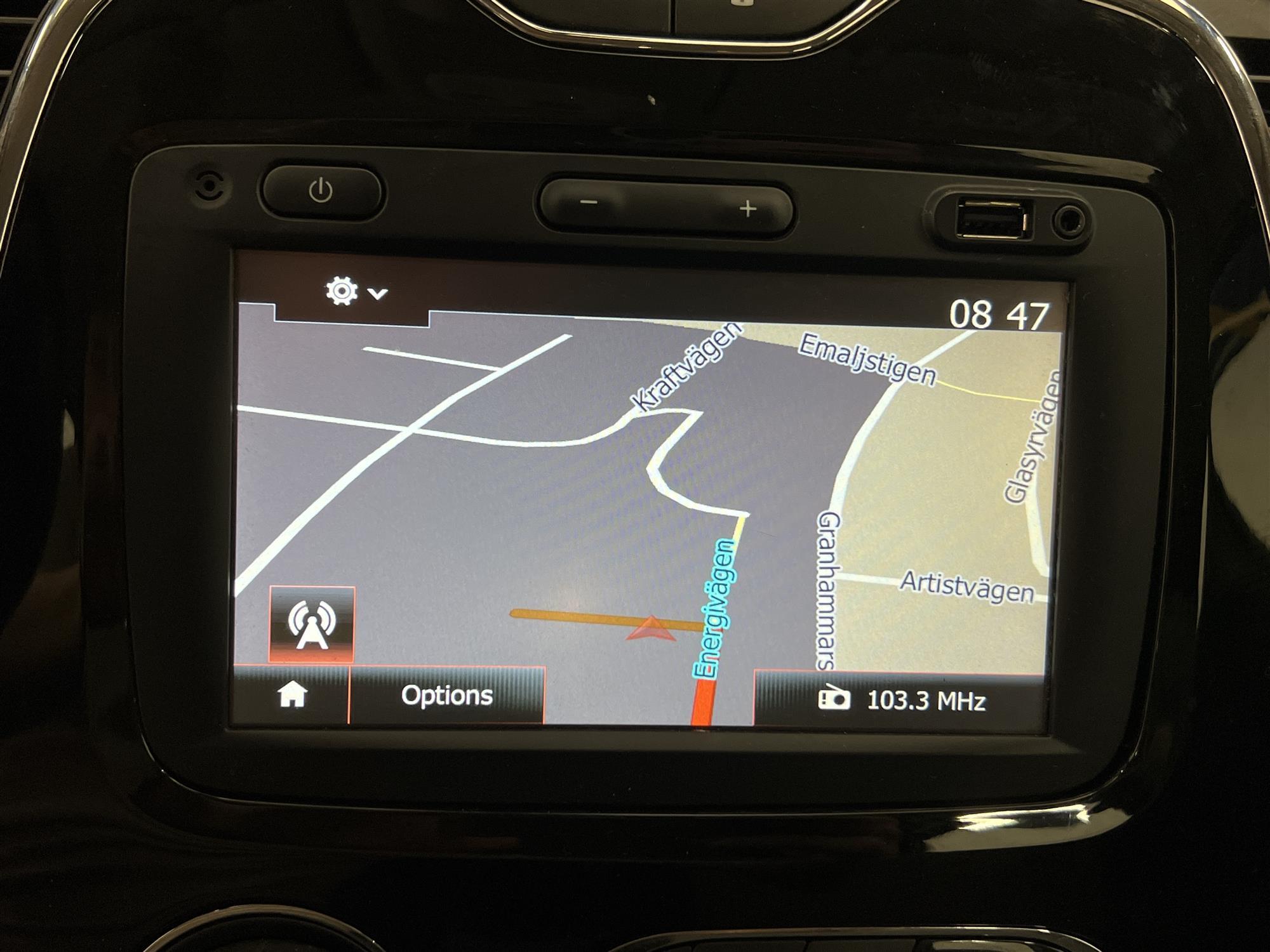 Renault Captur 0.9 TCe 90hk Dynamique GPS Sensorer 0,49l/mil