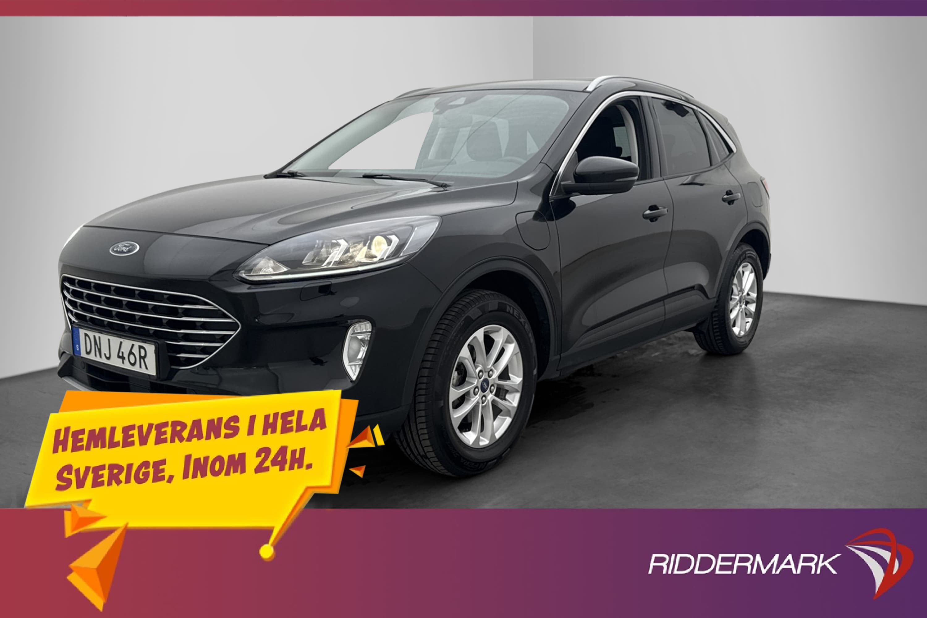 Ford Kuga Plug-In Hybrid Titanium Cockpit Navi Kamera