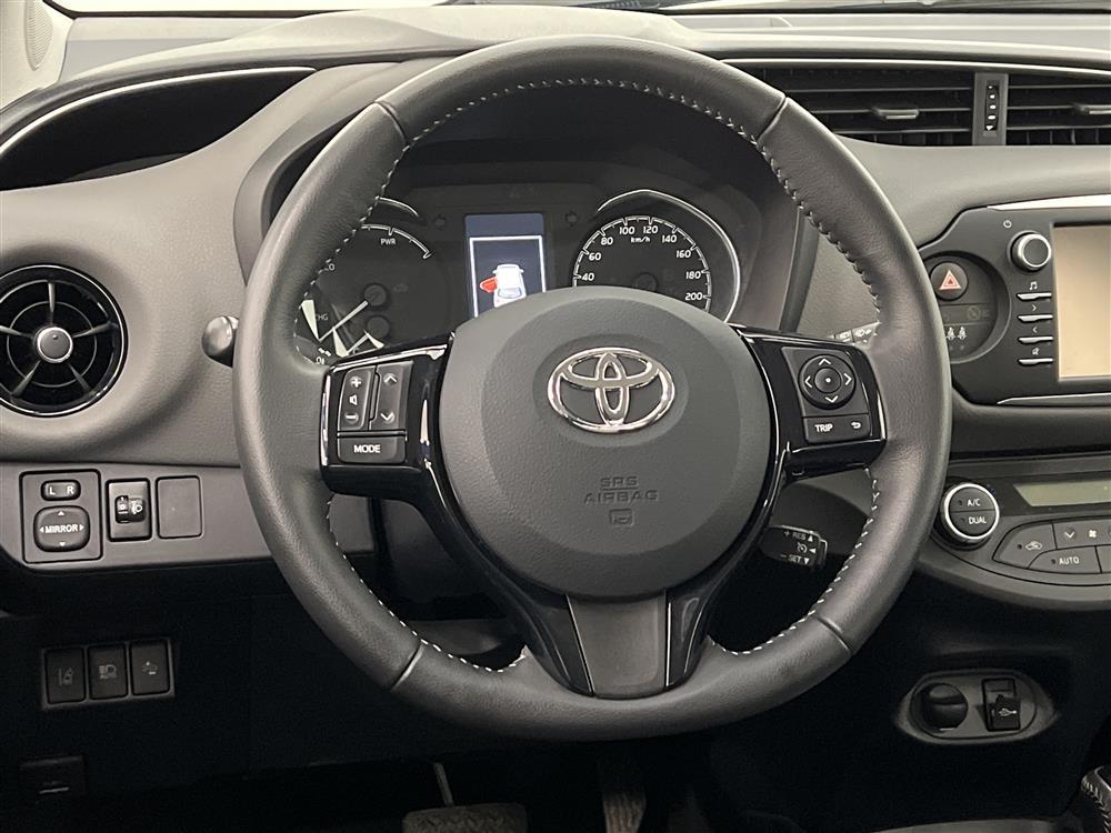 Toyota Yaris 1.5 Hybrid 101hk  Backkamera 0,33L/mil