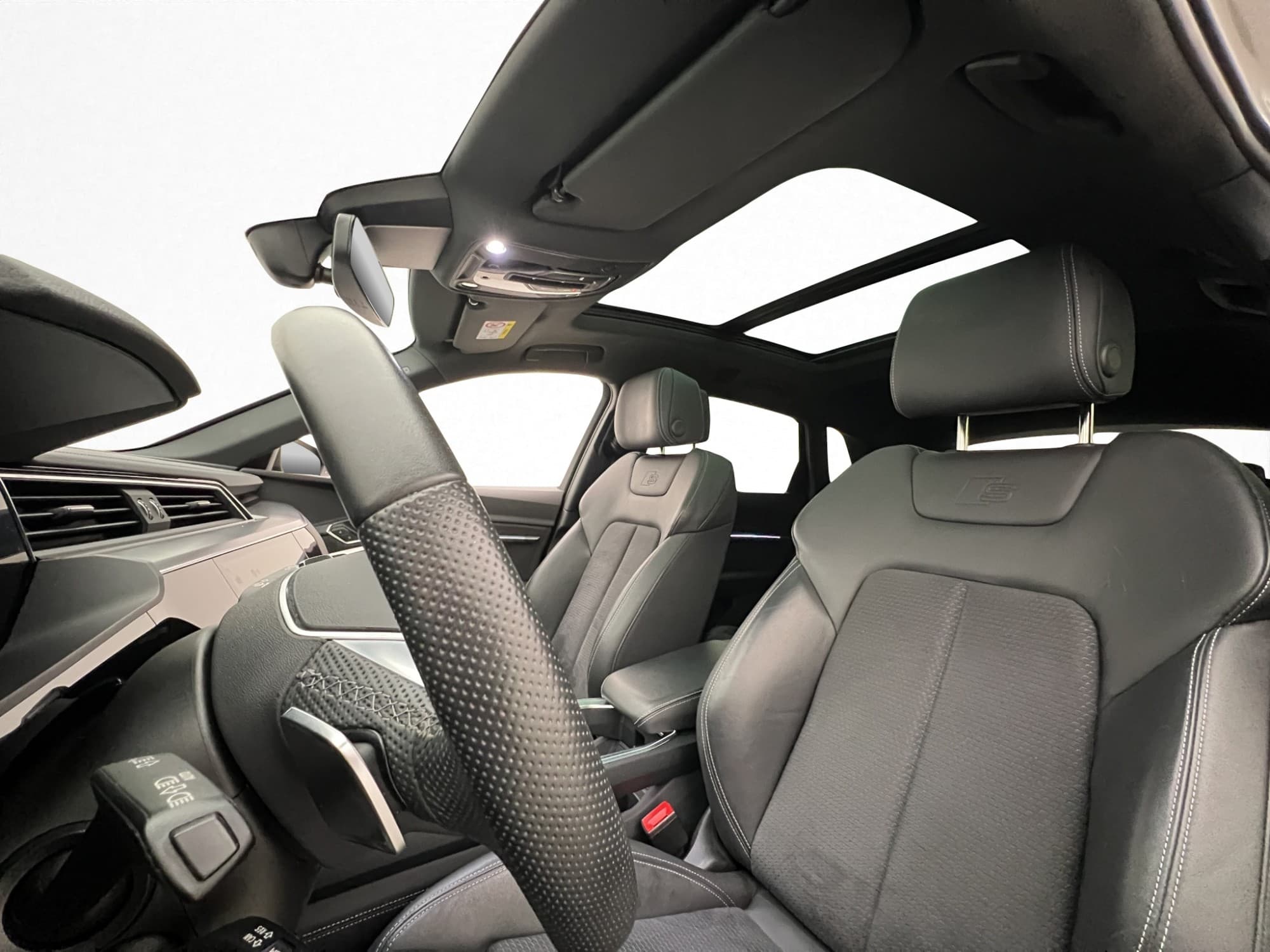 Audi Q8 55 e-tron Quattro S-Line Pano B&O 360° Matrix Luftfj