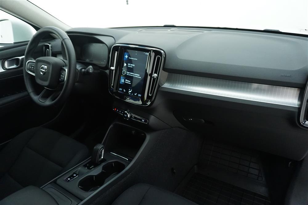 Volvo XC40 T4 AWD 190hk  Momentum Navi Drag Nyservadinteriör