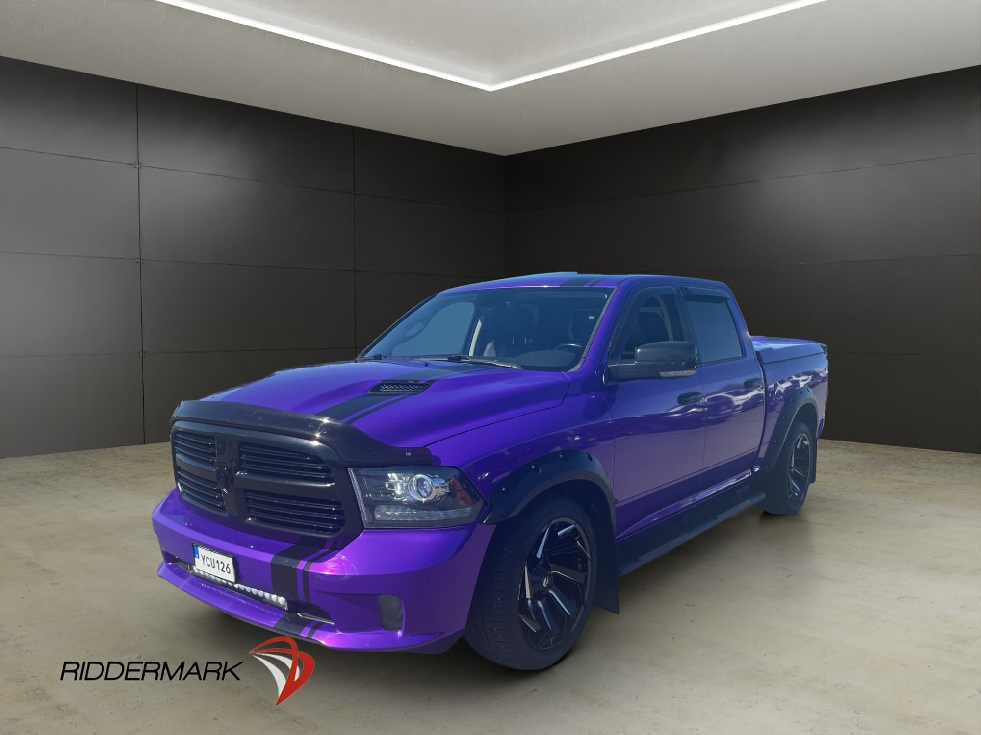Dodge RAM 1500 Sport V8 4x4 Värmare Drag Skinn Taklucka STUK