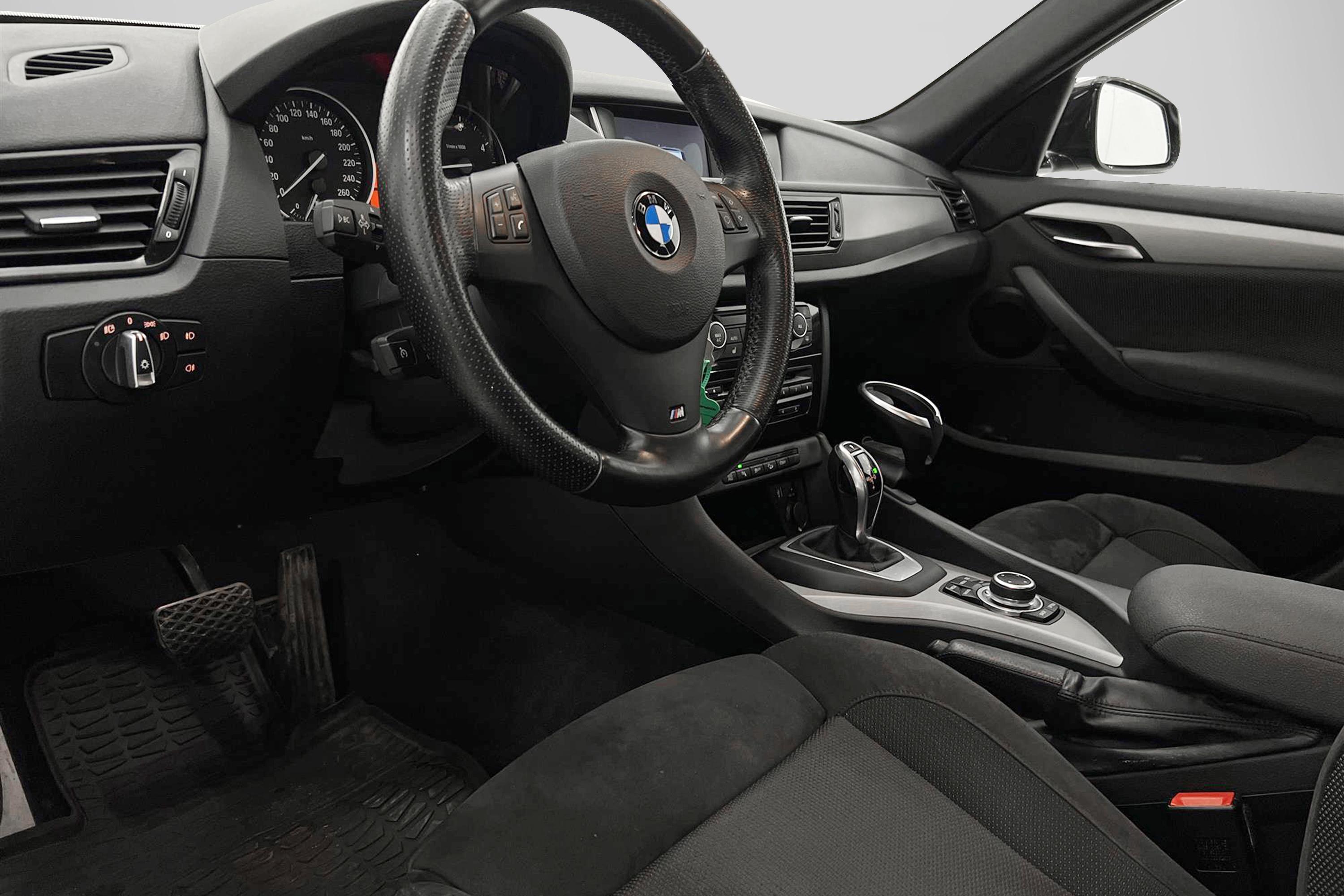 BMW X1 xDrive20d 184hk M-Sport Drag HiFi Navi Välservad PDC