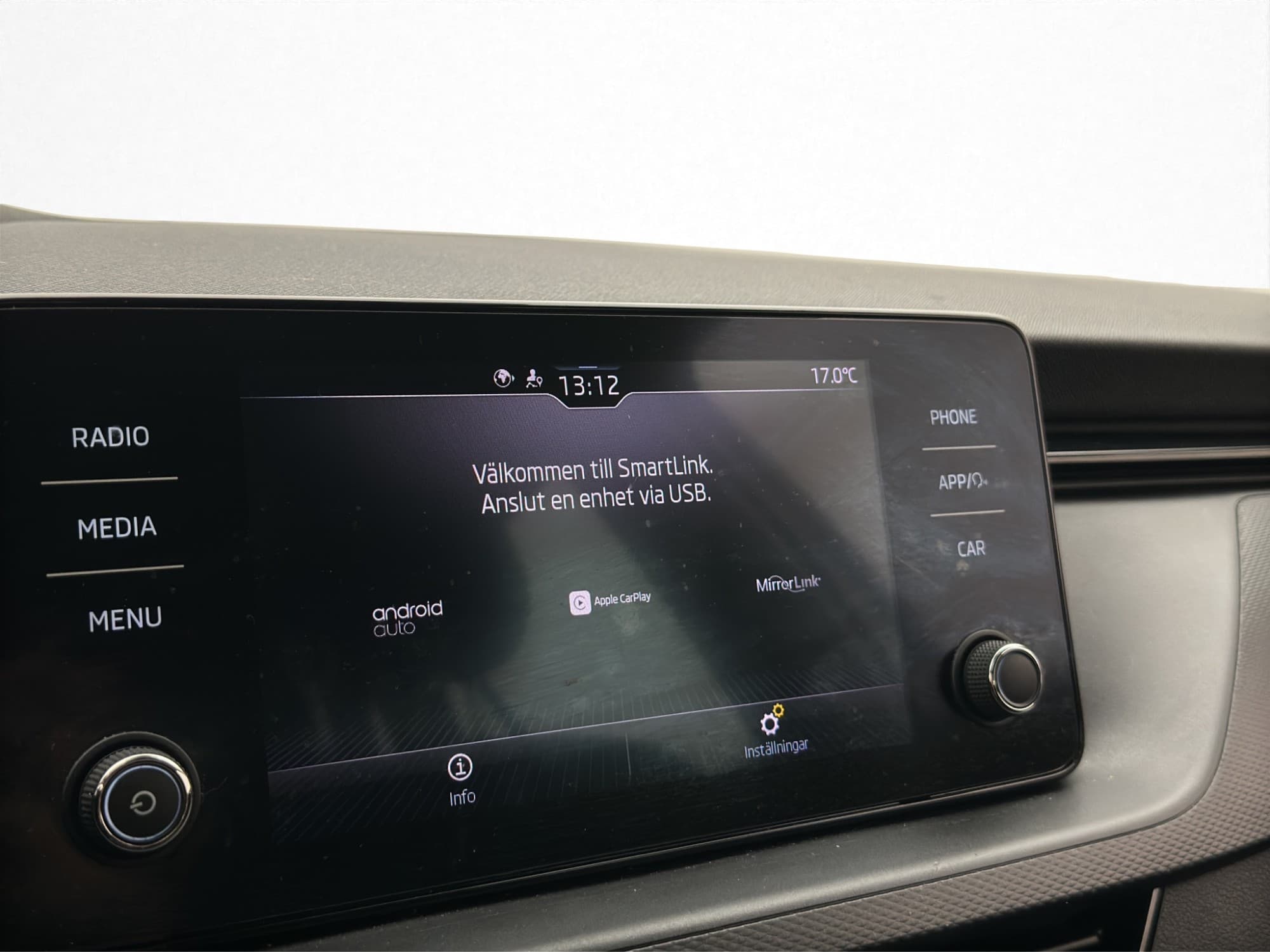 Skoda Kamiq 1.0 115hk Ambition Sensorer CarPlay Lane-Assist