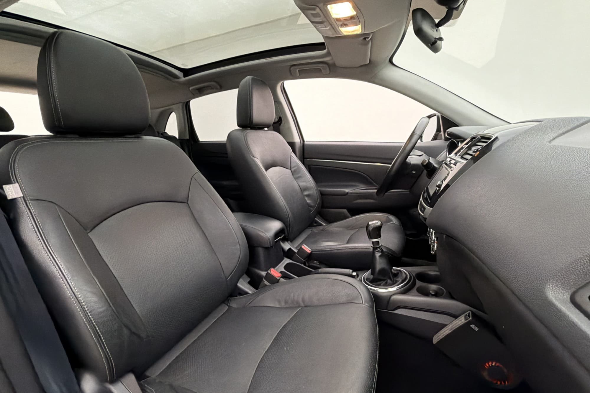 Mitsubishi ASX Business Pano M&K-Värmare Kamera Skinn