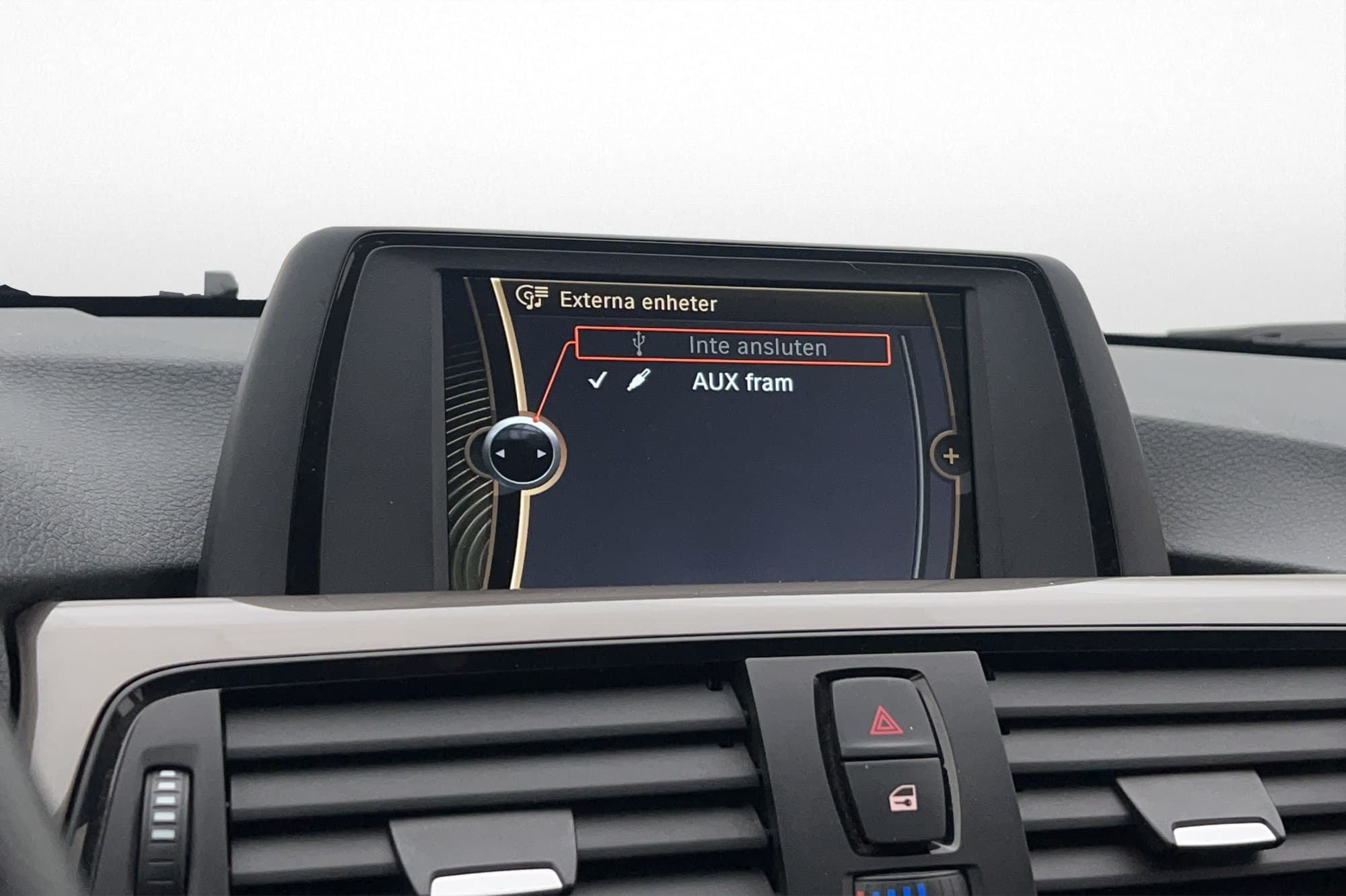 BMW 320 d 184hk Halvskinn P-Sensorer 2-Zons 0,47L/Mil