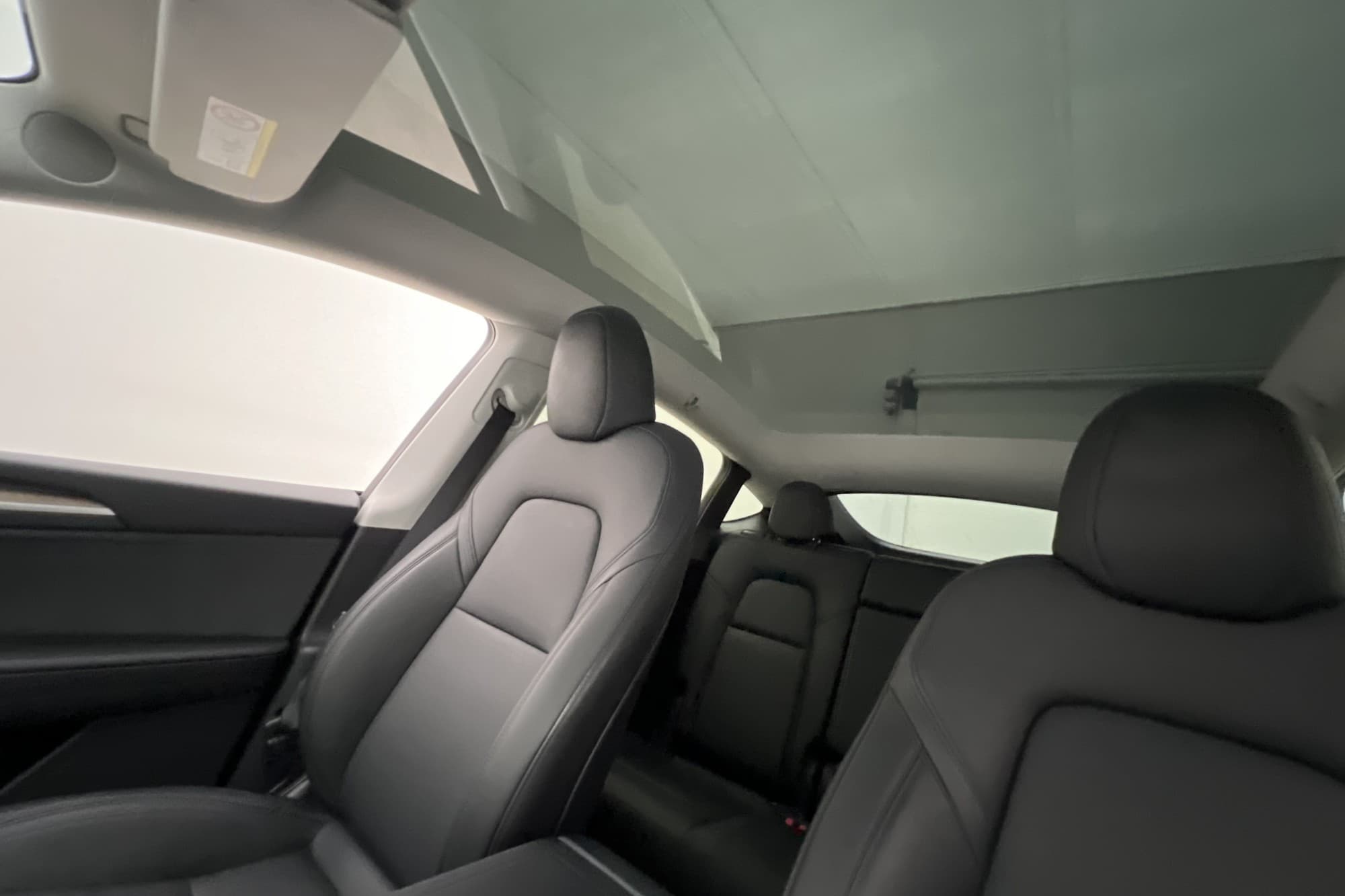 Tesla Model Y Standard Range 299hk Pano Autopilot Drag MOMS