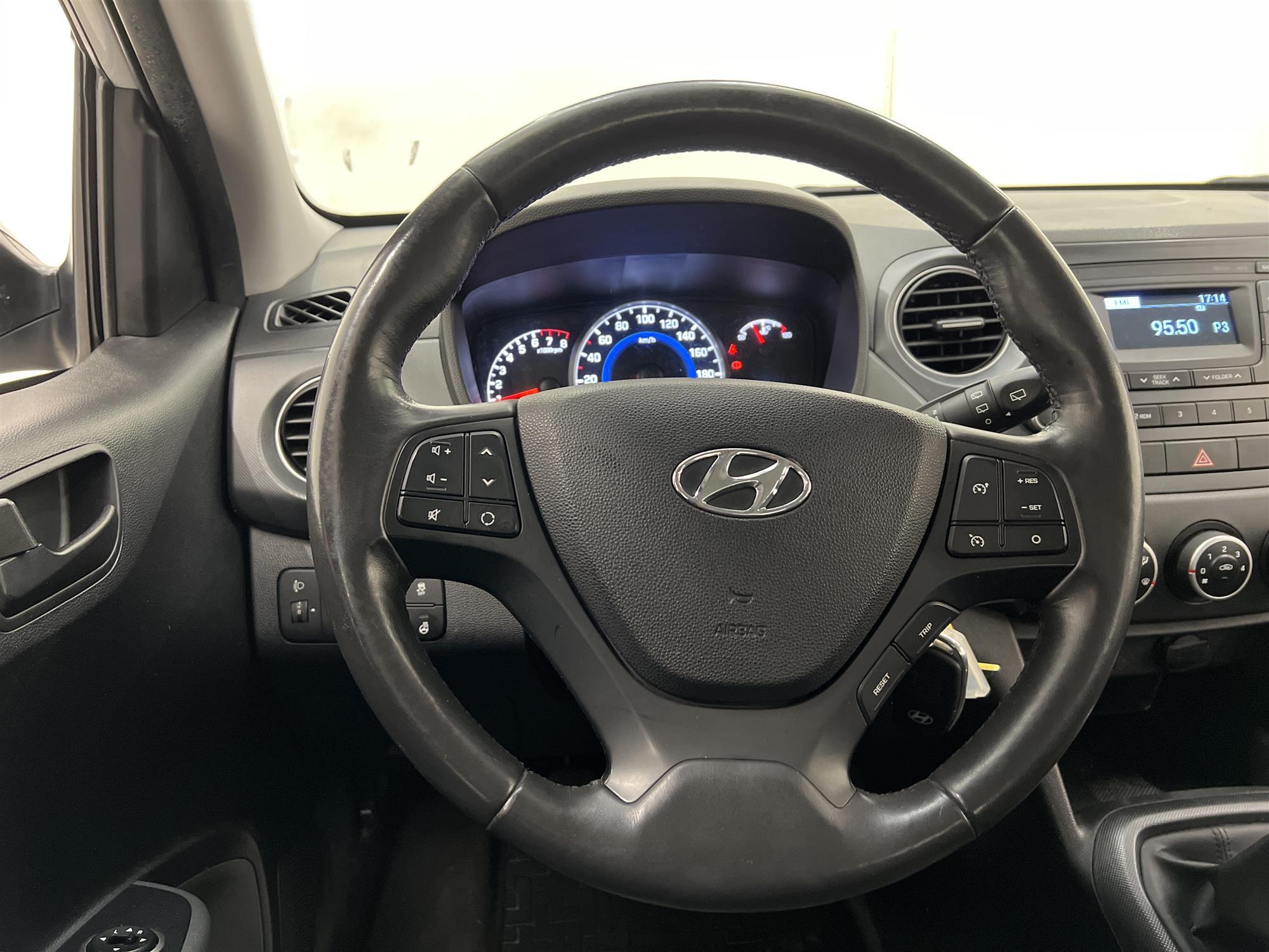 Hyundai i10 1.0 67hk 2 Brukare Välservad KAMPANJ