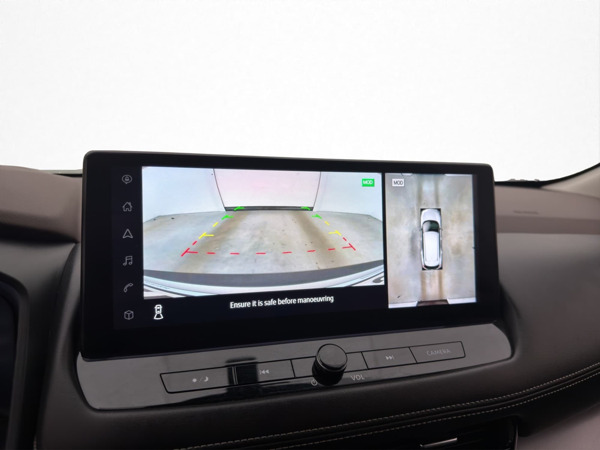 Nissan X-Trail e-4ORCE 214hk HUD 360° CarPlay Rattvärme MOMS