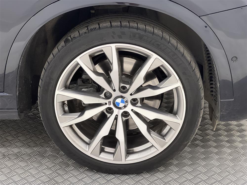 BMW X4 M40i 360hk M-Sport T-lucka 360° H/K HUD Navi Draginteriör