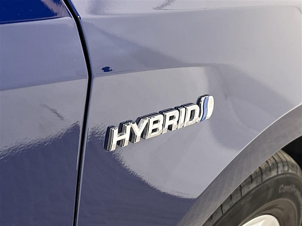 Toyota Auris Hybrid e-CVT 136hk 2 Brukare B-Kam 0,36L/mil