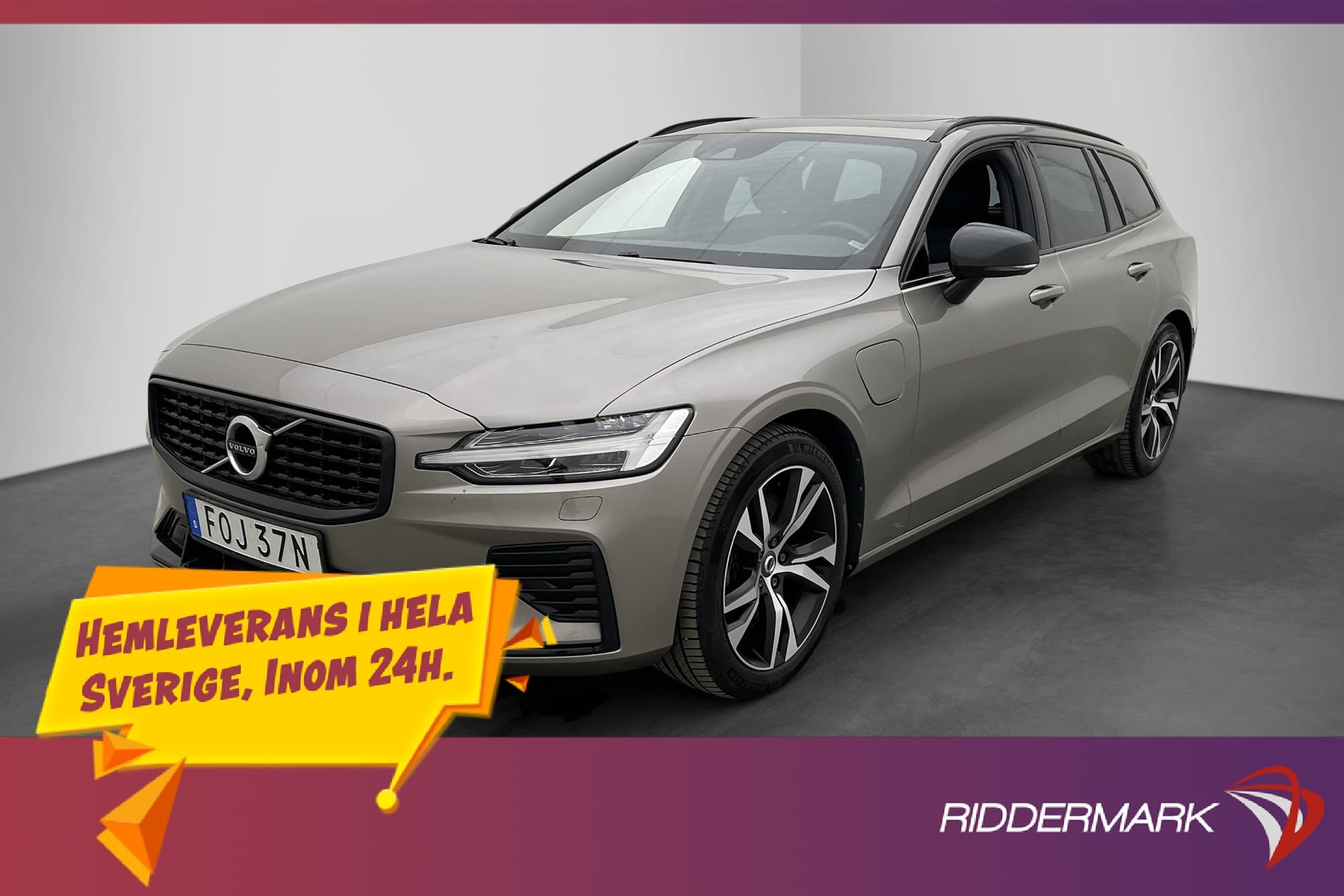 Volvo V60 Recharge T8 AWD R-Design Pano H/K Värmare Dragkrok