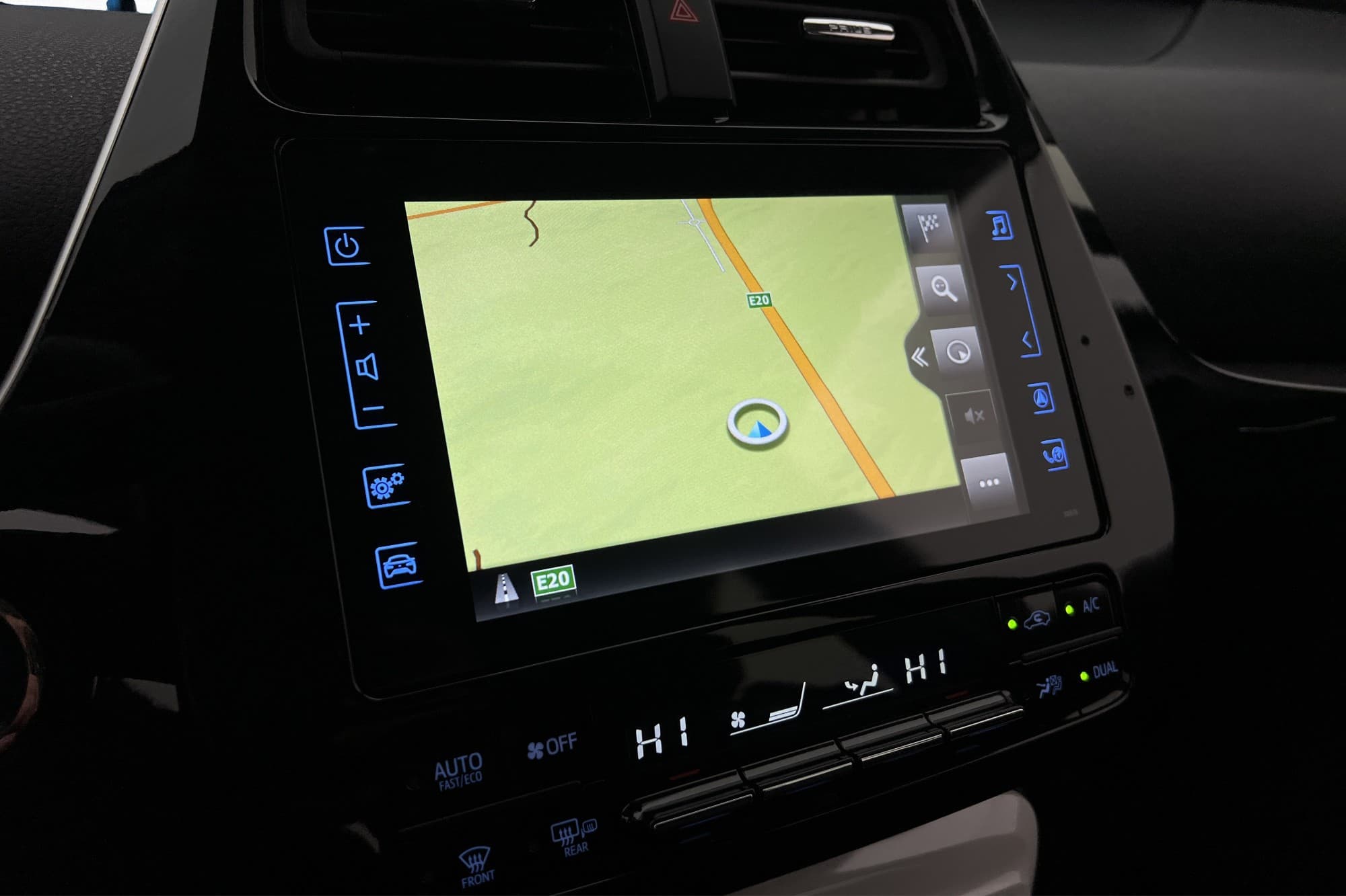 Toyota Prius Plug-in Hybrid 123hk En-Brukare HUD Kamera Navi