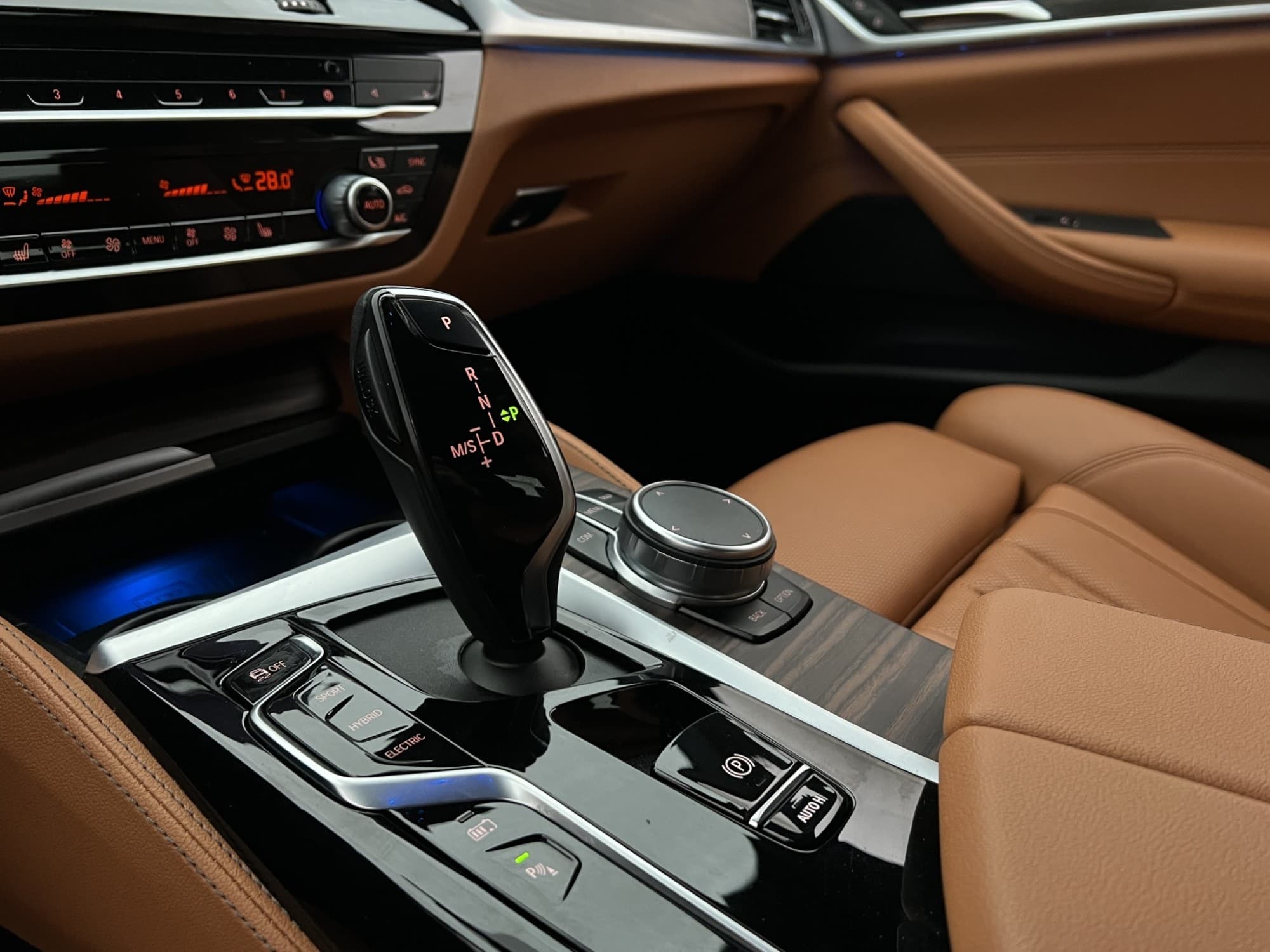 BMW 530e xDrive 292hk MOMS M Sport Kamera CarPlay Navi Skinn