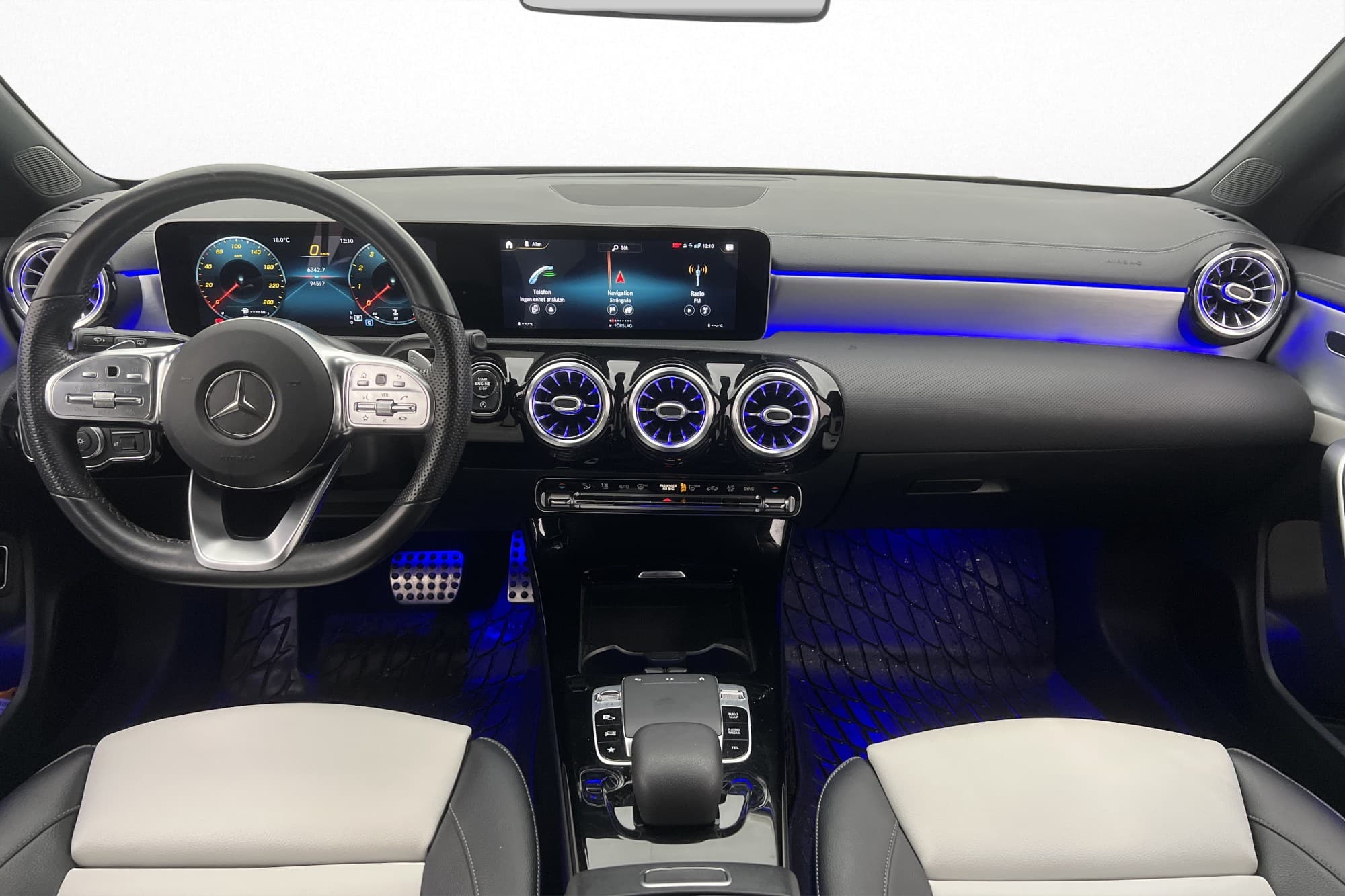 Mercedes-Benz CLA 200 163hk AMG Wide Kamera Drag CarPlay