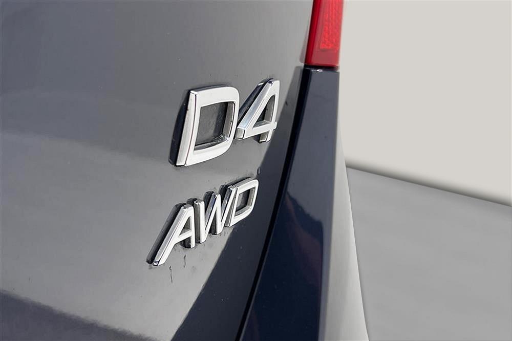 Volvo V60 D4 AWD 163hk R-Design VOC GPS Värm Skinn 0,52L/MIL