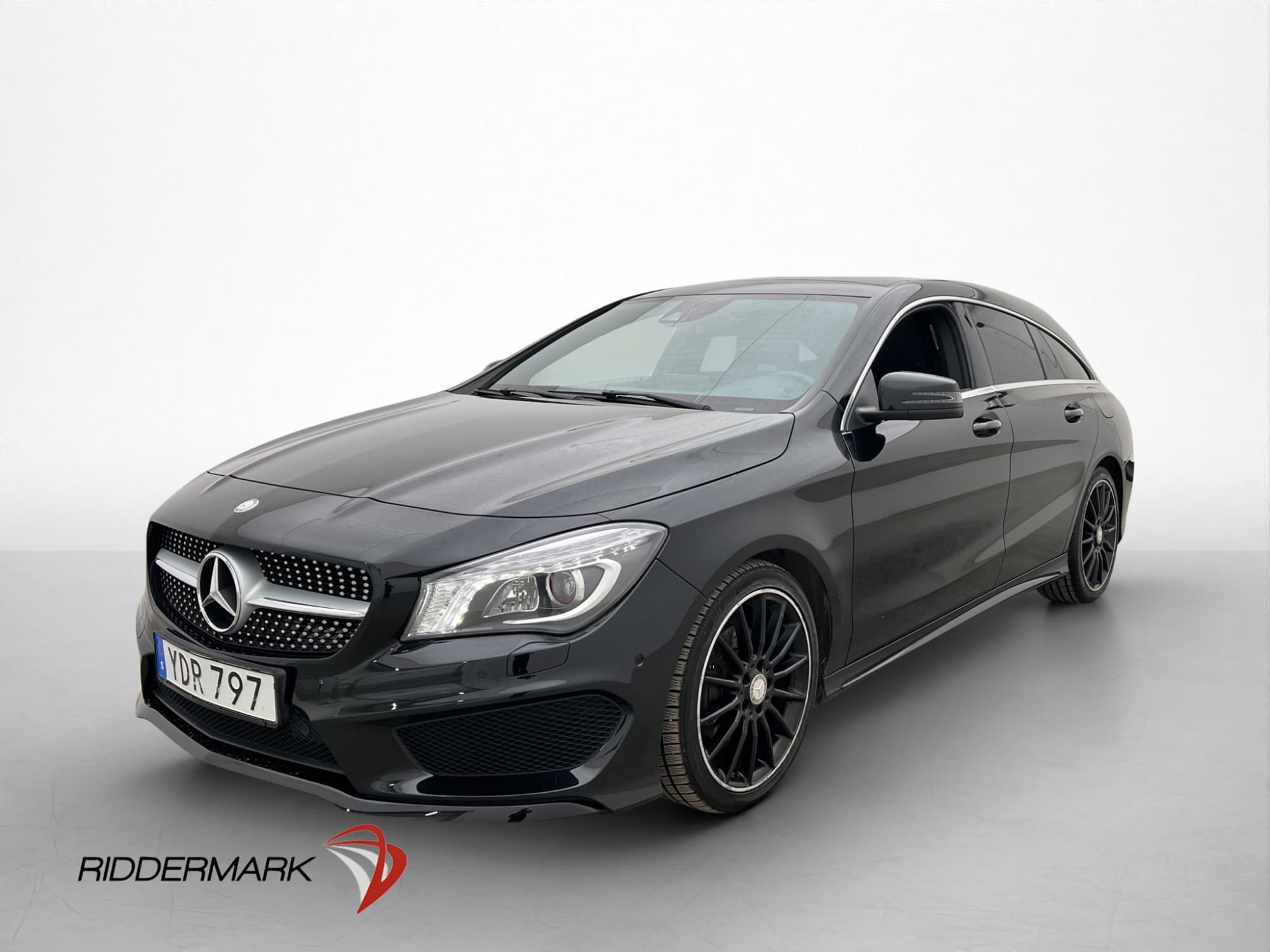 Mercedes-Benz CLA 200 Shooting Brake AMG Pano H/K B-Kamera