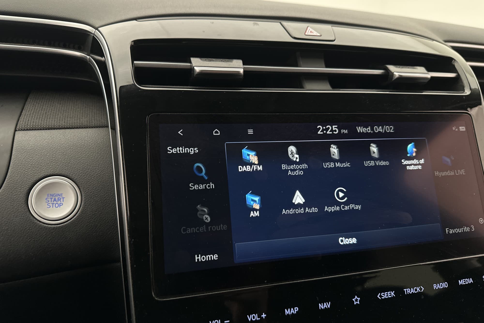 Hyundai Tucson 150hk Essential Kamera Navi CarPlay Rattvärme