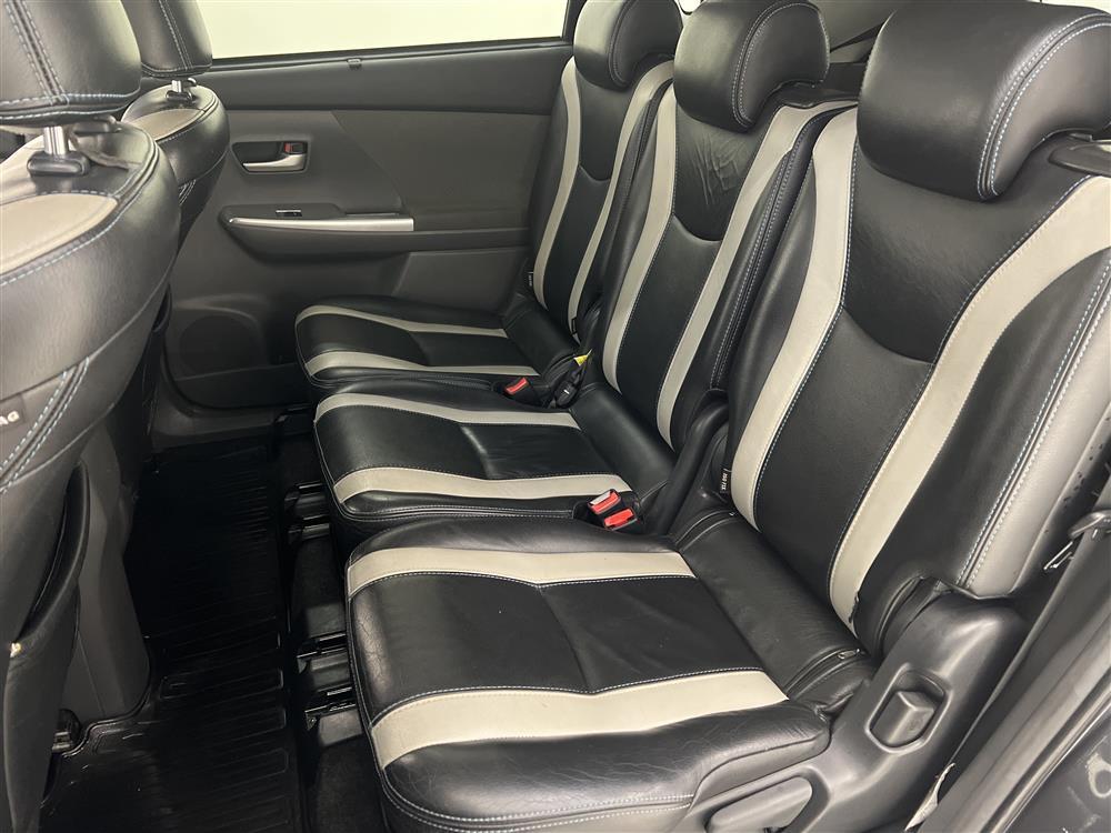 Toyota Prius+ 1.8 Hybrid 99hk 7 Sits Navi B-Kam Skinn interiör
