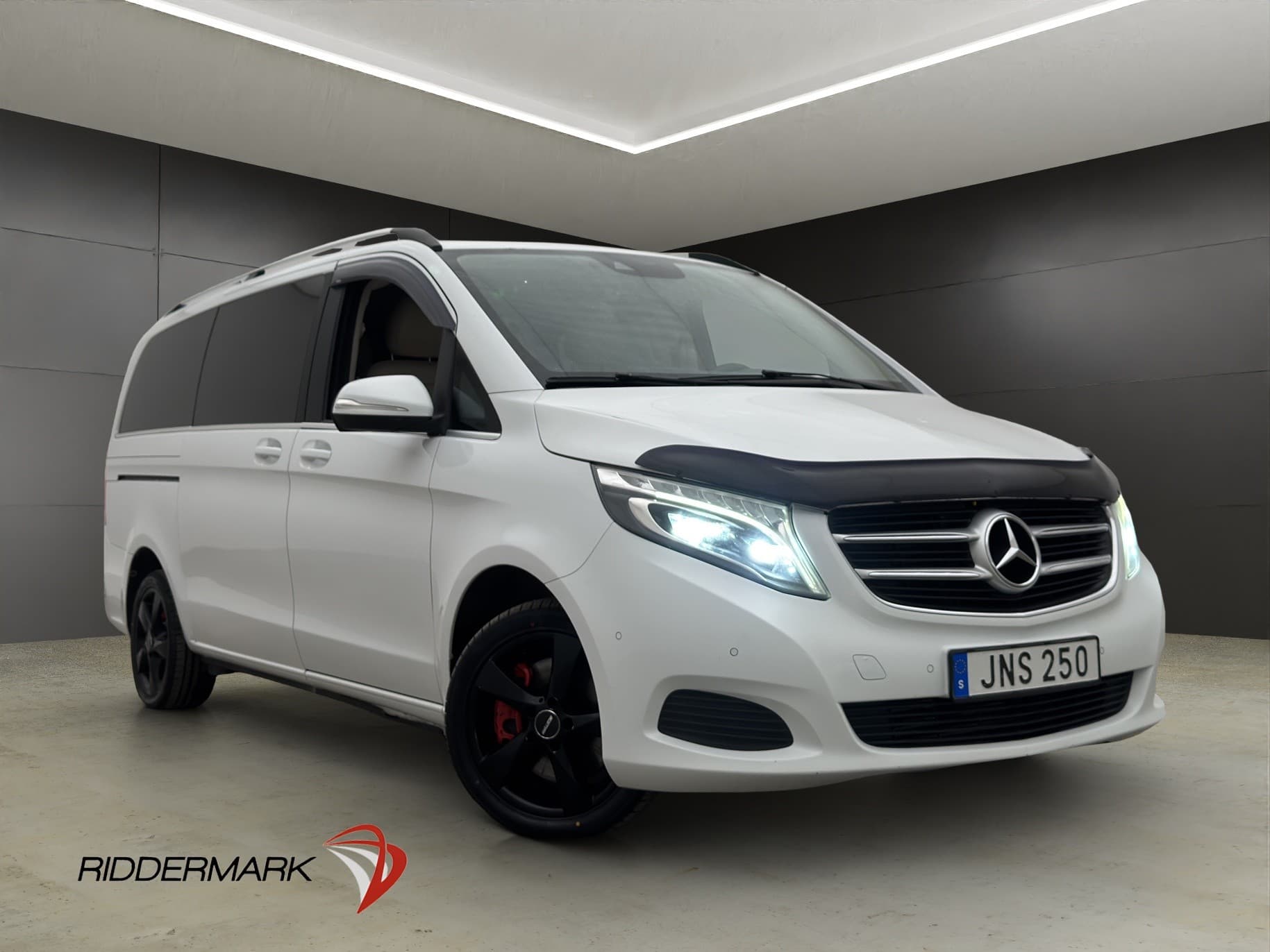 Mercedes-Benz V 250 d Lång Avantgarde Värm El-Dörr Kamera