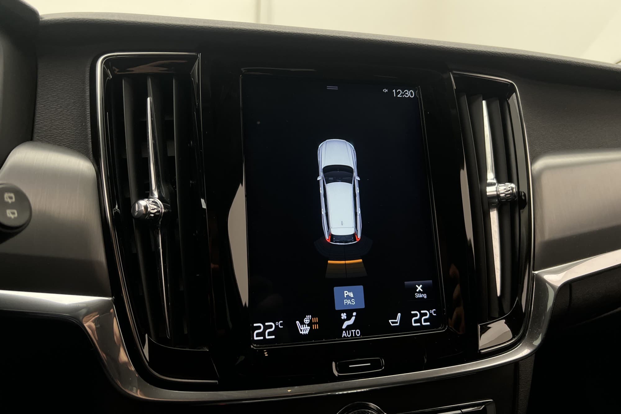Volvo V90 T4 Momentum Värmare Adapt-fart CarPlay VOC Drag